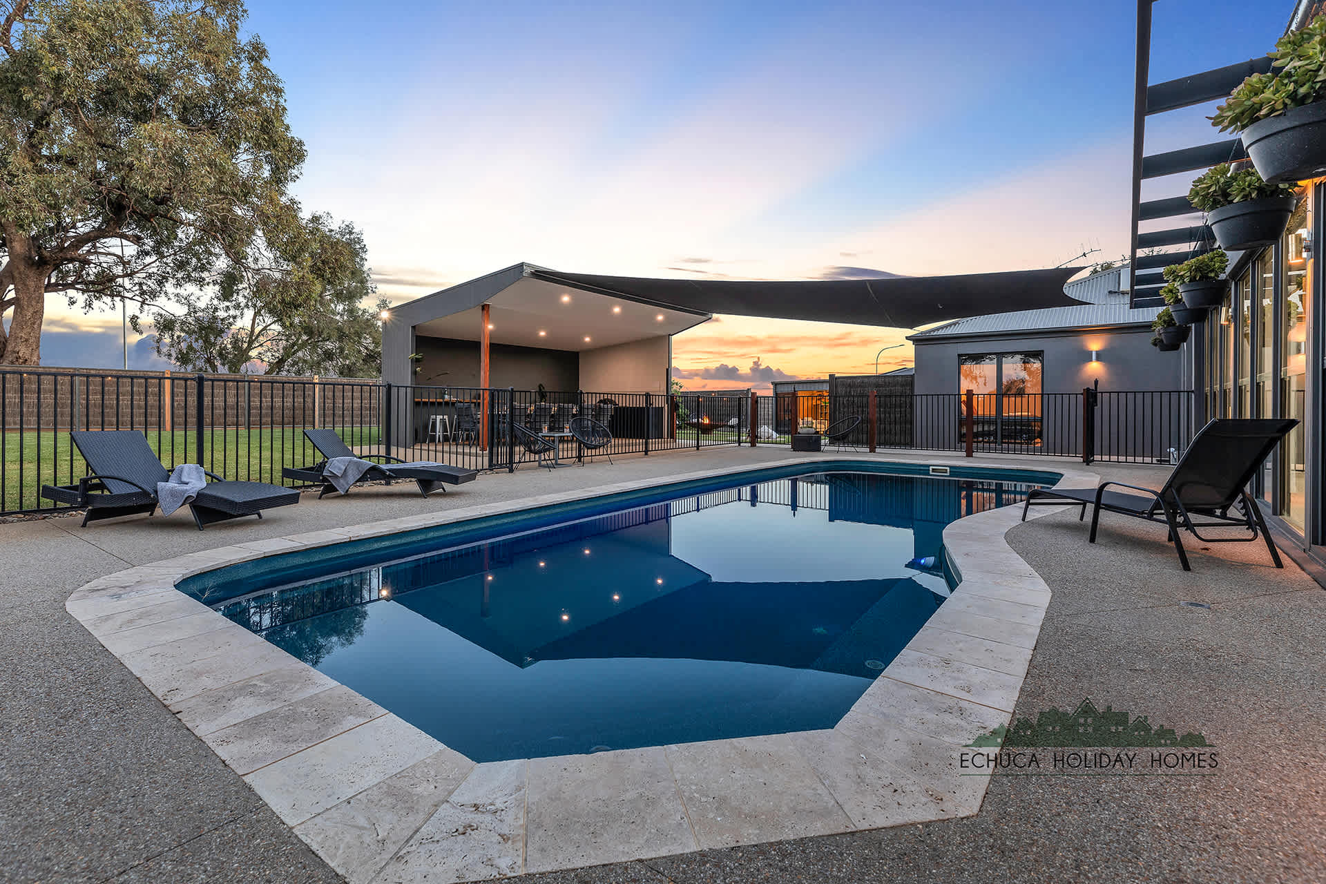 Furnished 5 Bedroom House in Moama