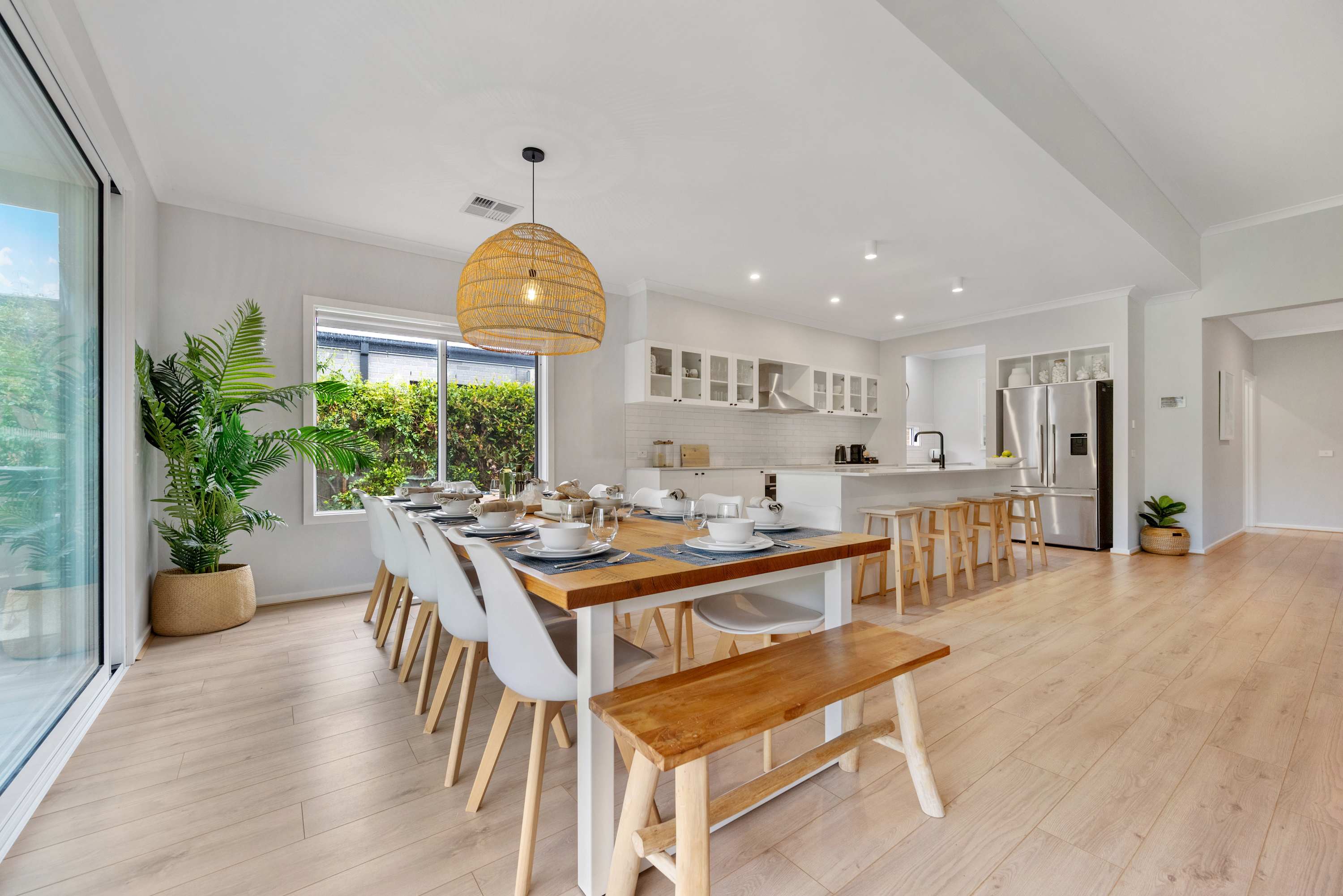 Furnished 5 Bedroom House in Inverloch
