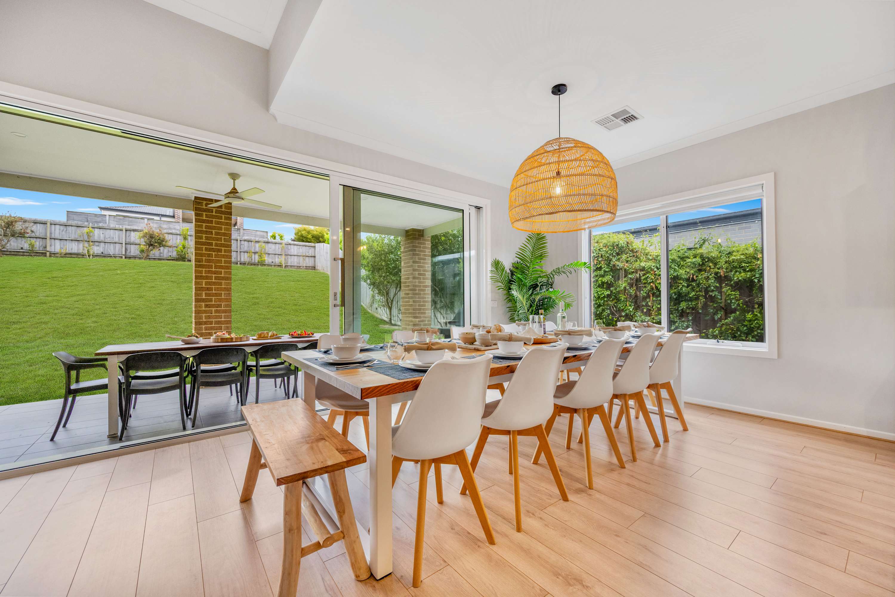 Furnished 5 Bedroom House in Inverloch