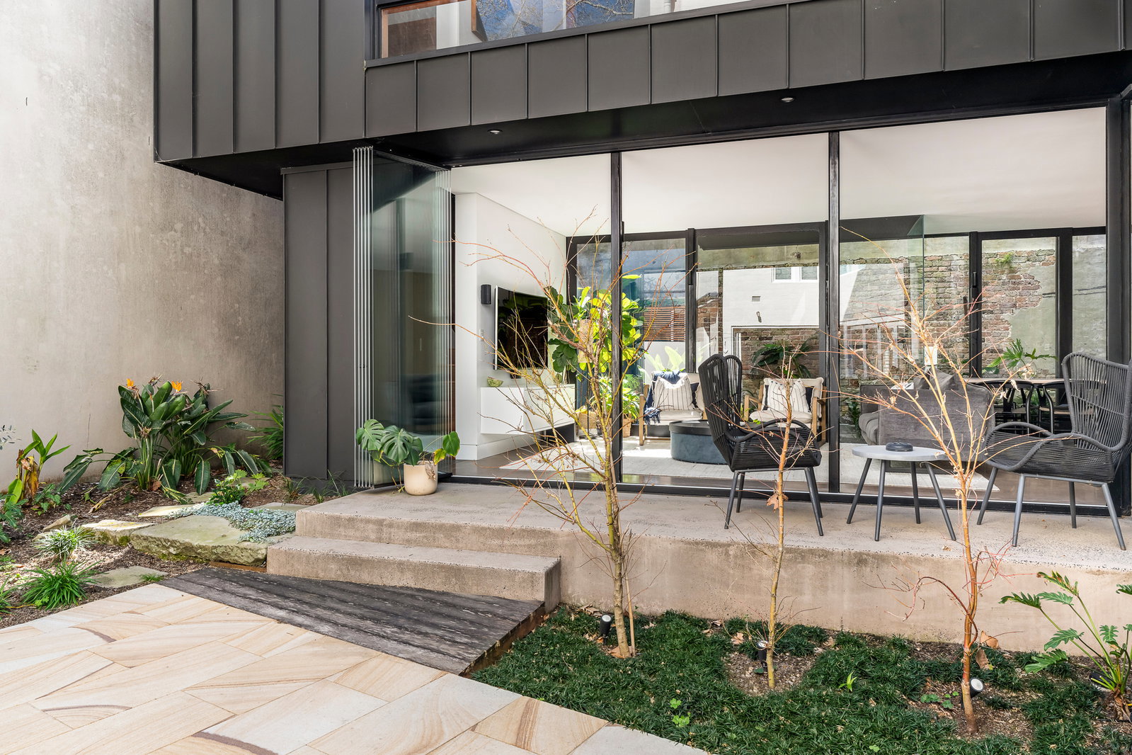 Furnished 4 Bedroom House in Surry Hills