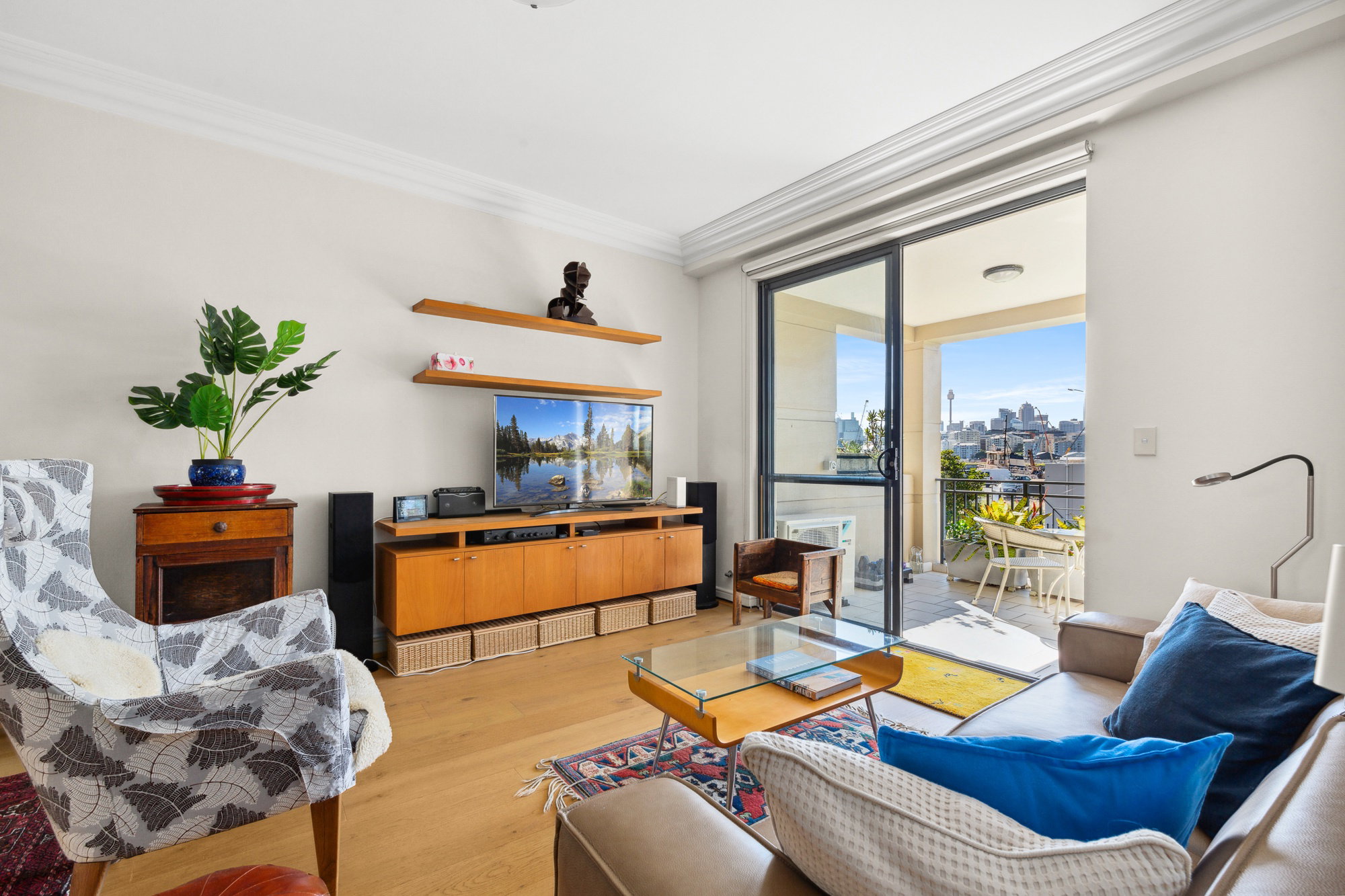Furnished 2 Bedroom Apartment in Balmain