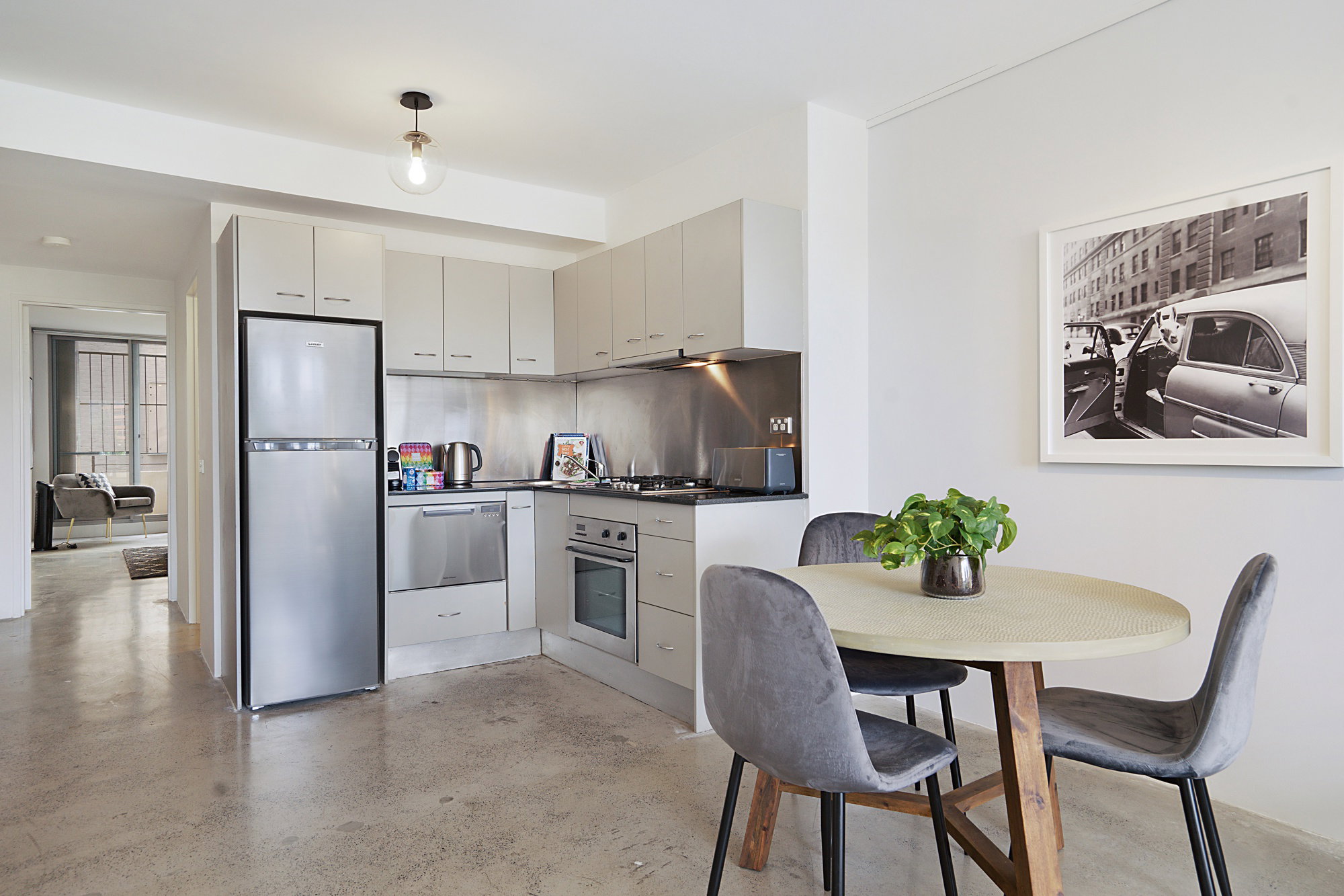 Furnished 1 Bedroom Apartment in Surry Hills