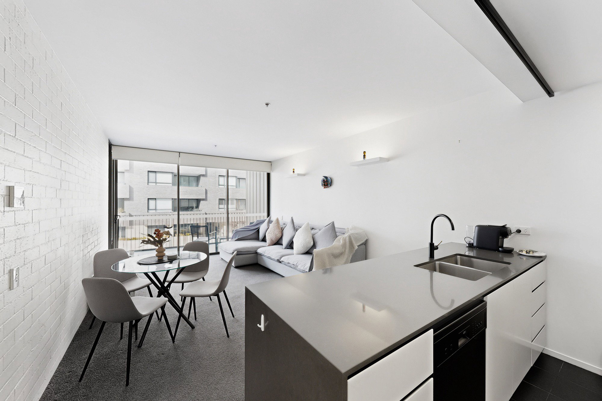 Furnished 2 Bedroom Apartment in Kingston