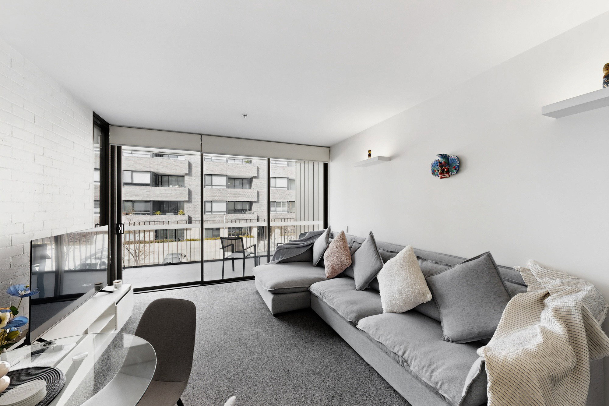 Furnished 2 Bedroom Apartment in Kingston