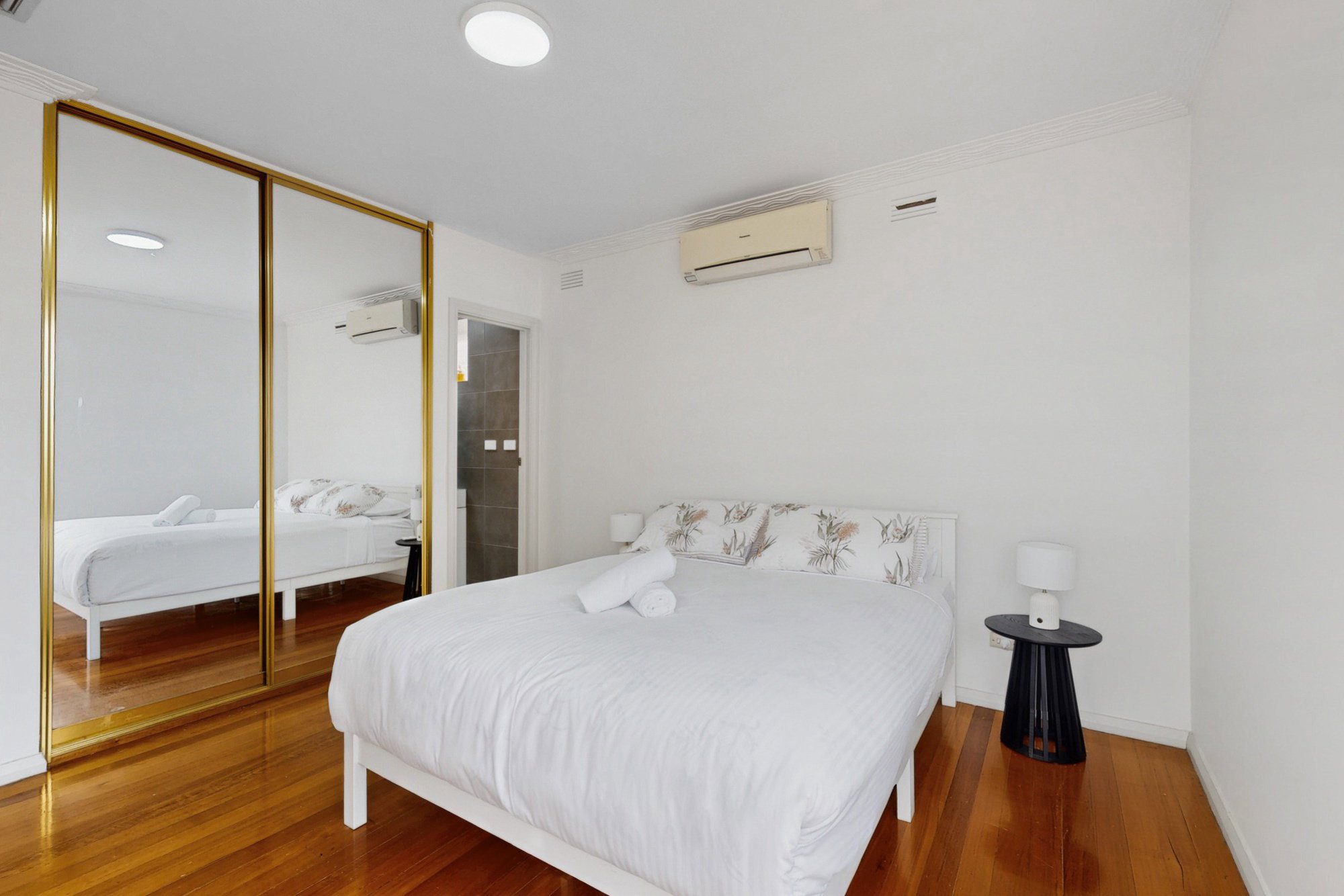 Furnished 4 Bedroom House in Glenroy