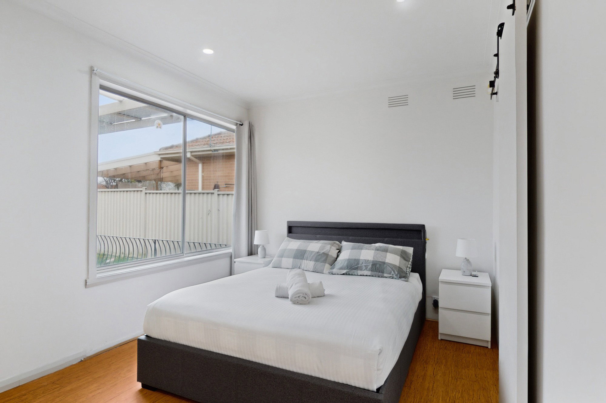 Furnished 4 Bedroom House in Glenroy