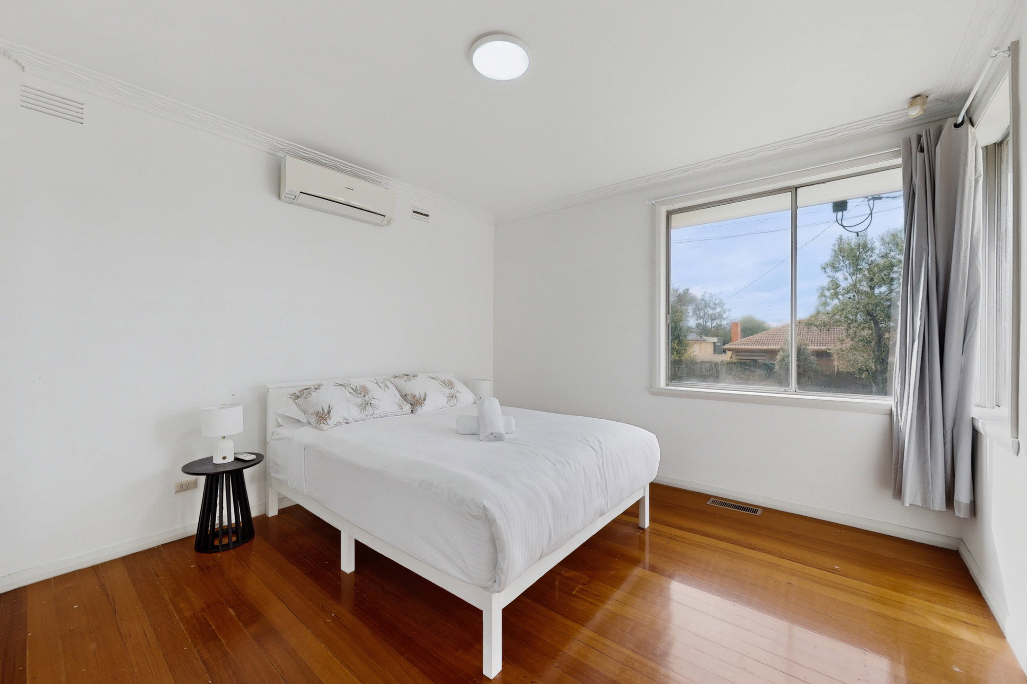 Furnished 4 Bedroom House in Glenroy