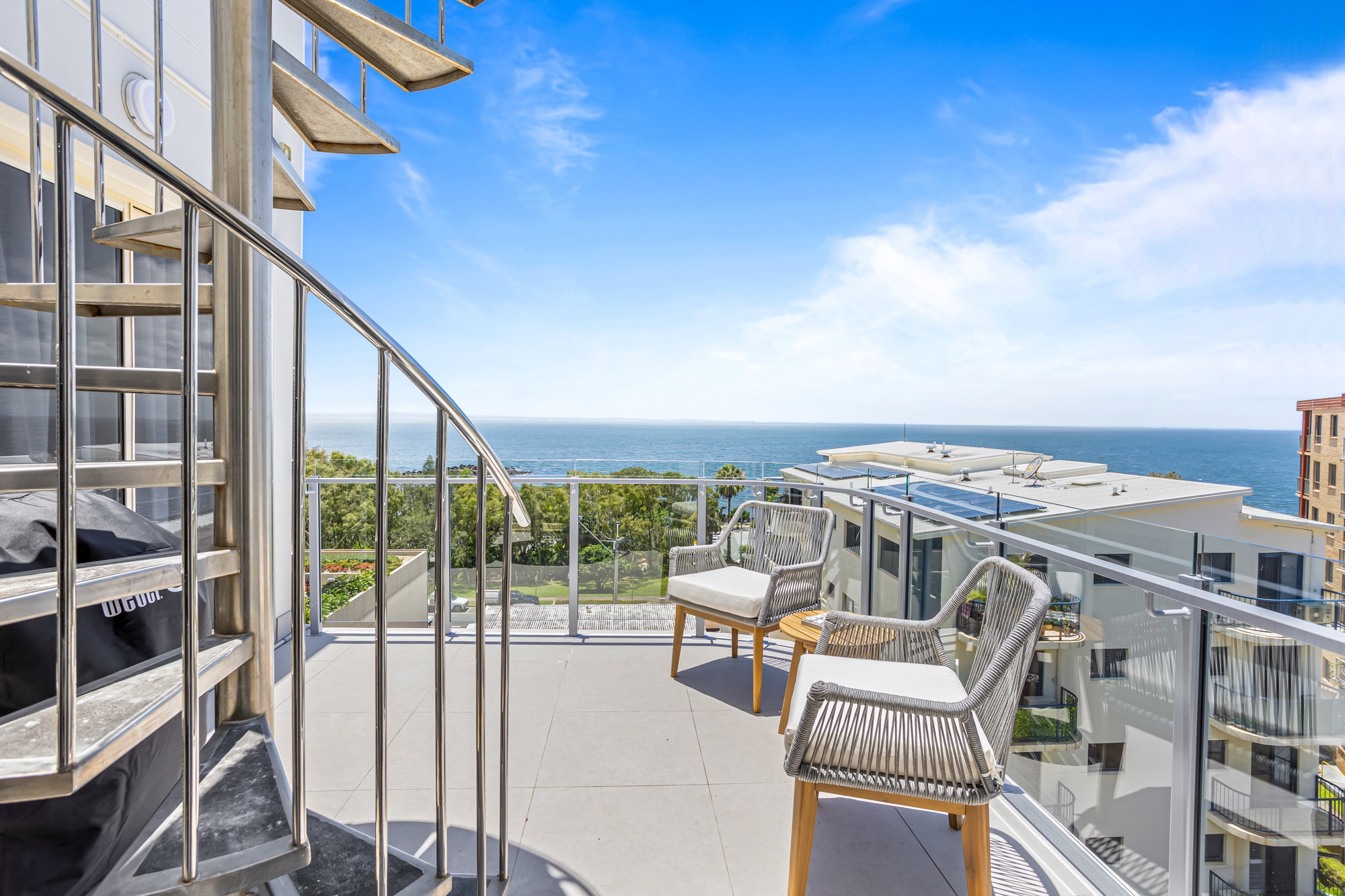 Furnished 3 Bedroom Apartment in Redcliffe