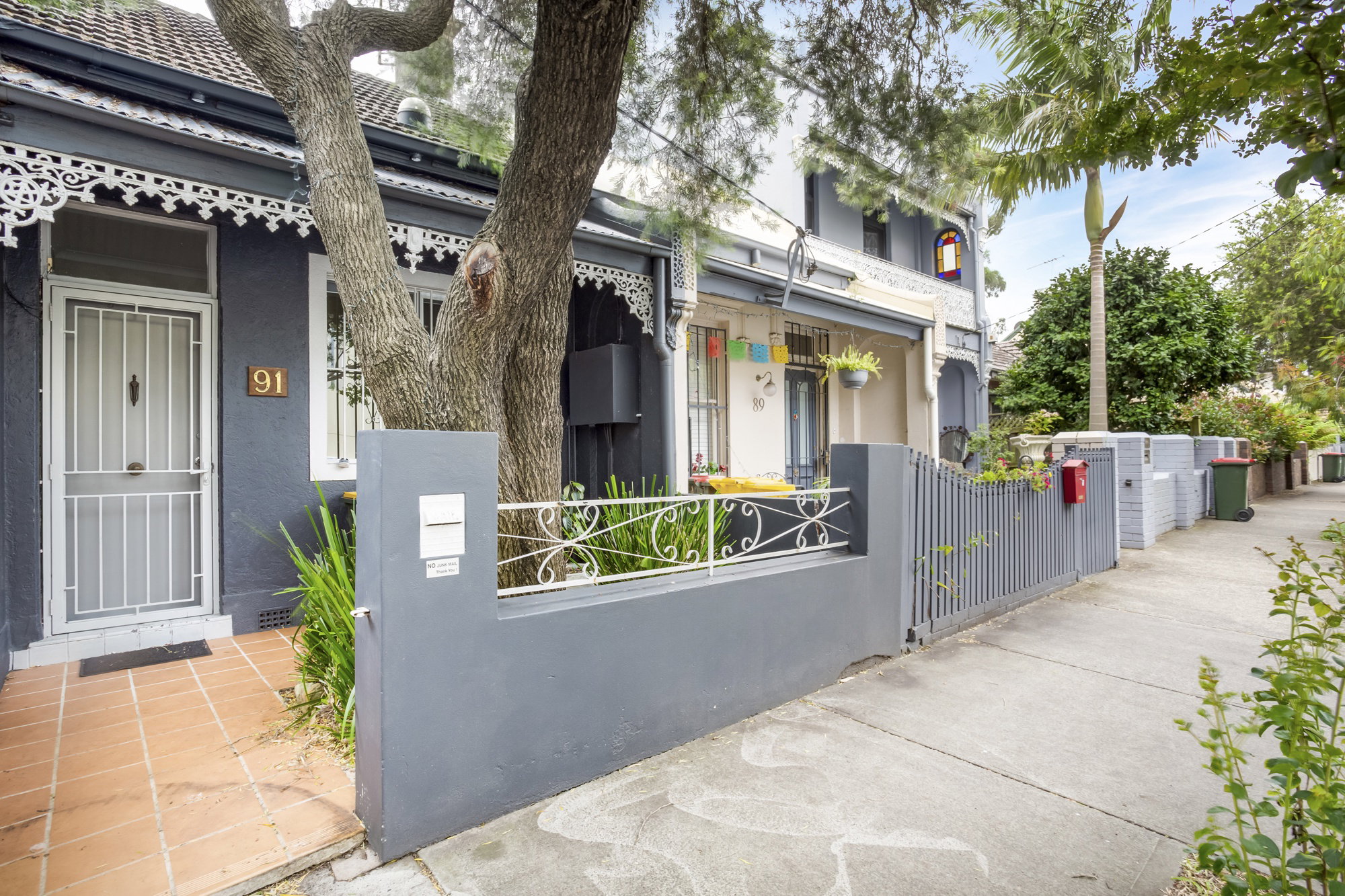 Furnished 2 Bedroom House in Annandale