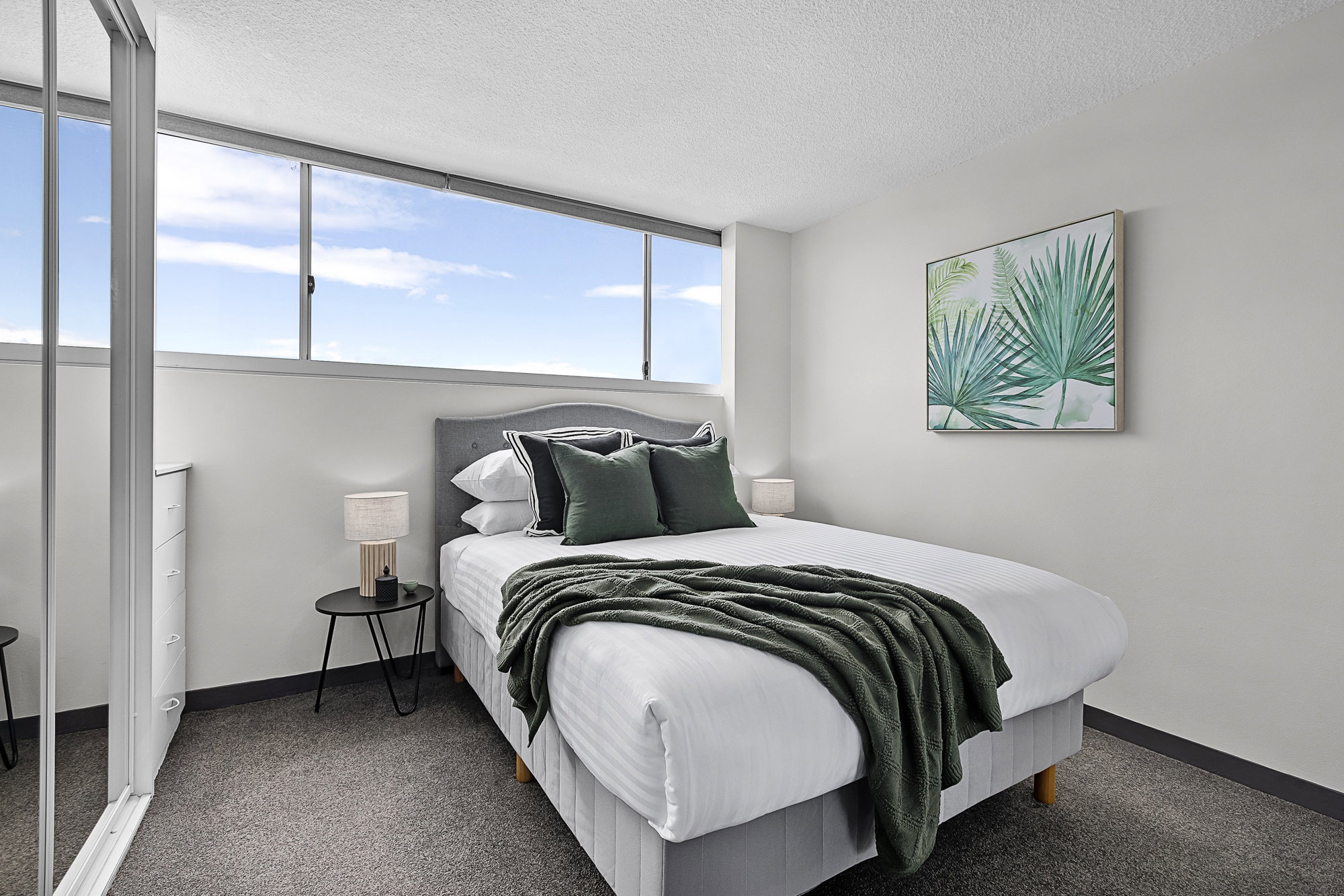 Furnished 1 Bedroom Apartment in Manly