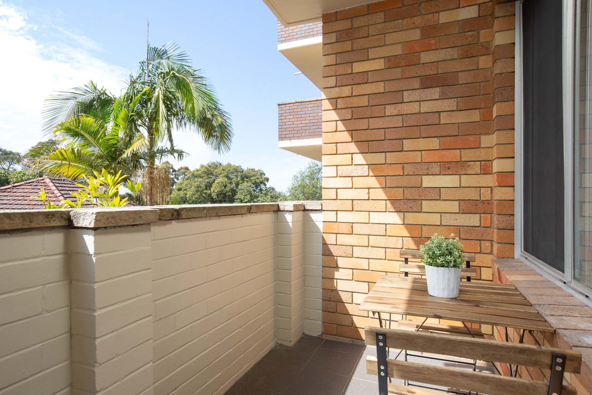 Furnished 2 Bedroom Apartment in Lane Cove