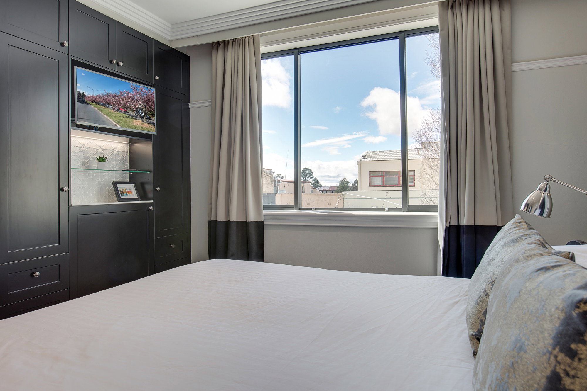 Furnished 2 Bedroom Apartment in Katoomba