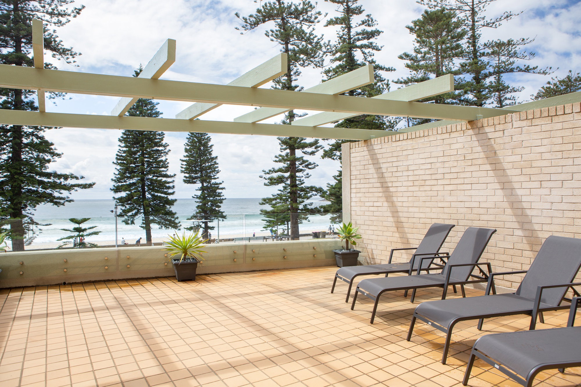 Furnished 2 Bedroom Apartment in Manly