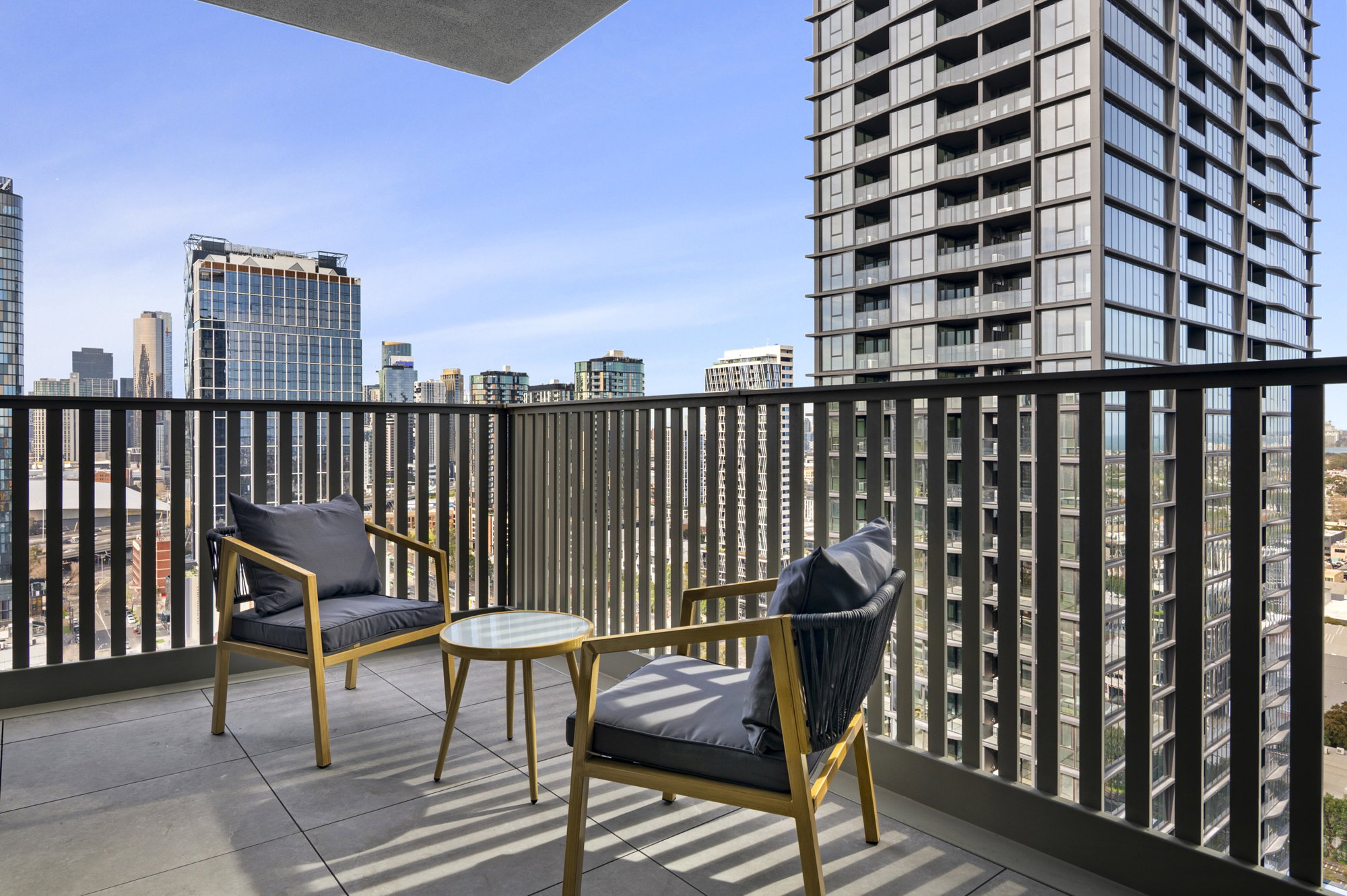 Furnished 2 Bedroom Apartment in South Melbourne