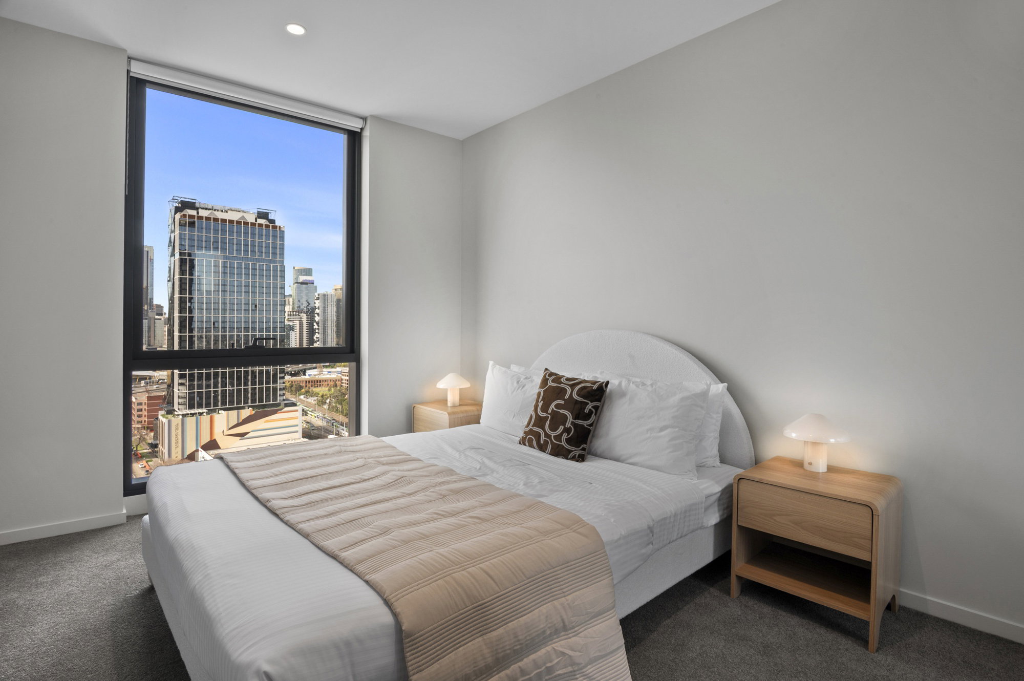 Furnished 2 Bedroom Apartment in South Melbourne