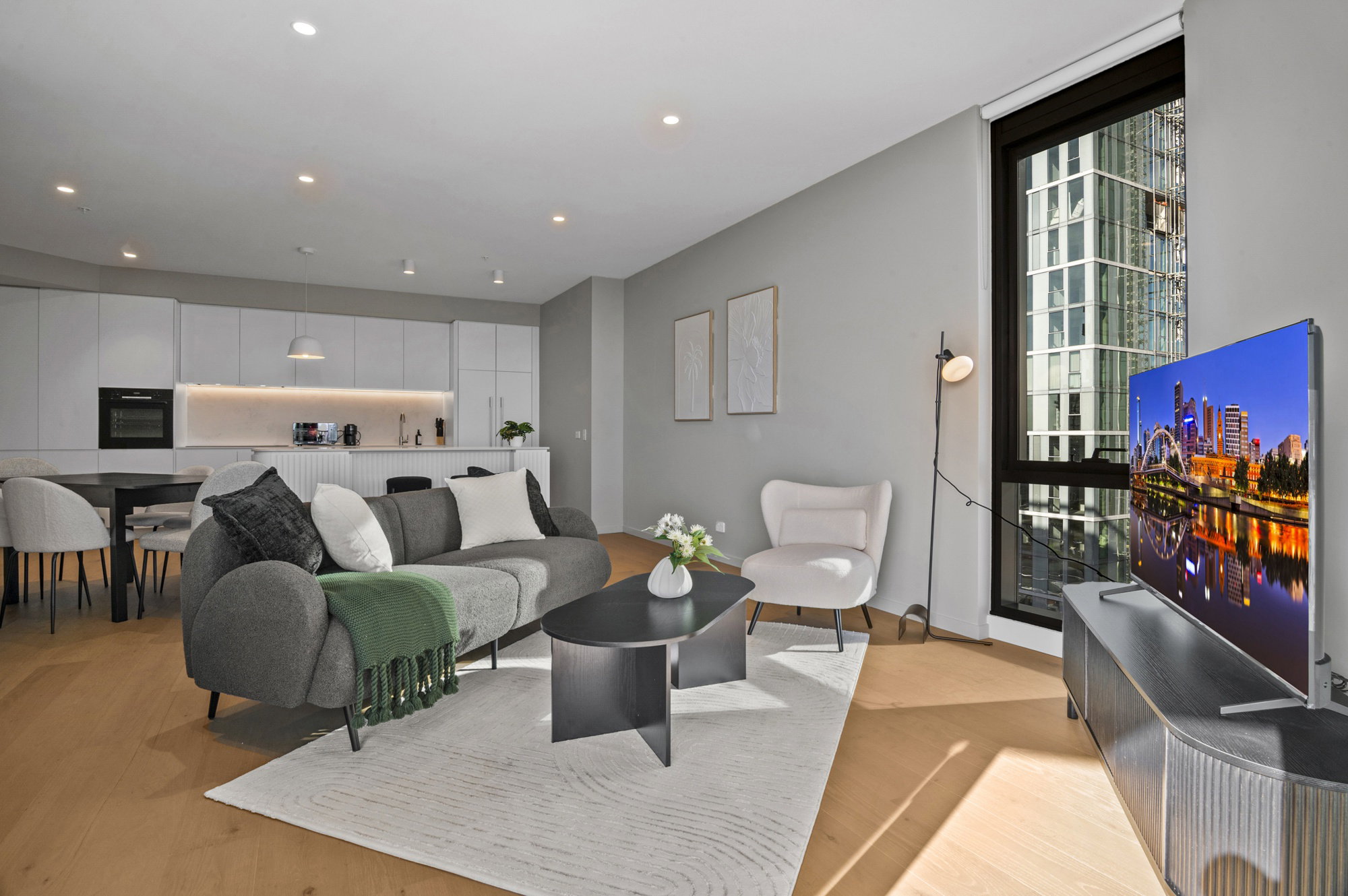 Furnished 3 Bedroom Apartment in South Melbourne