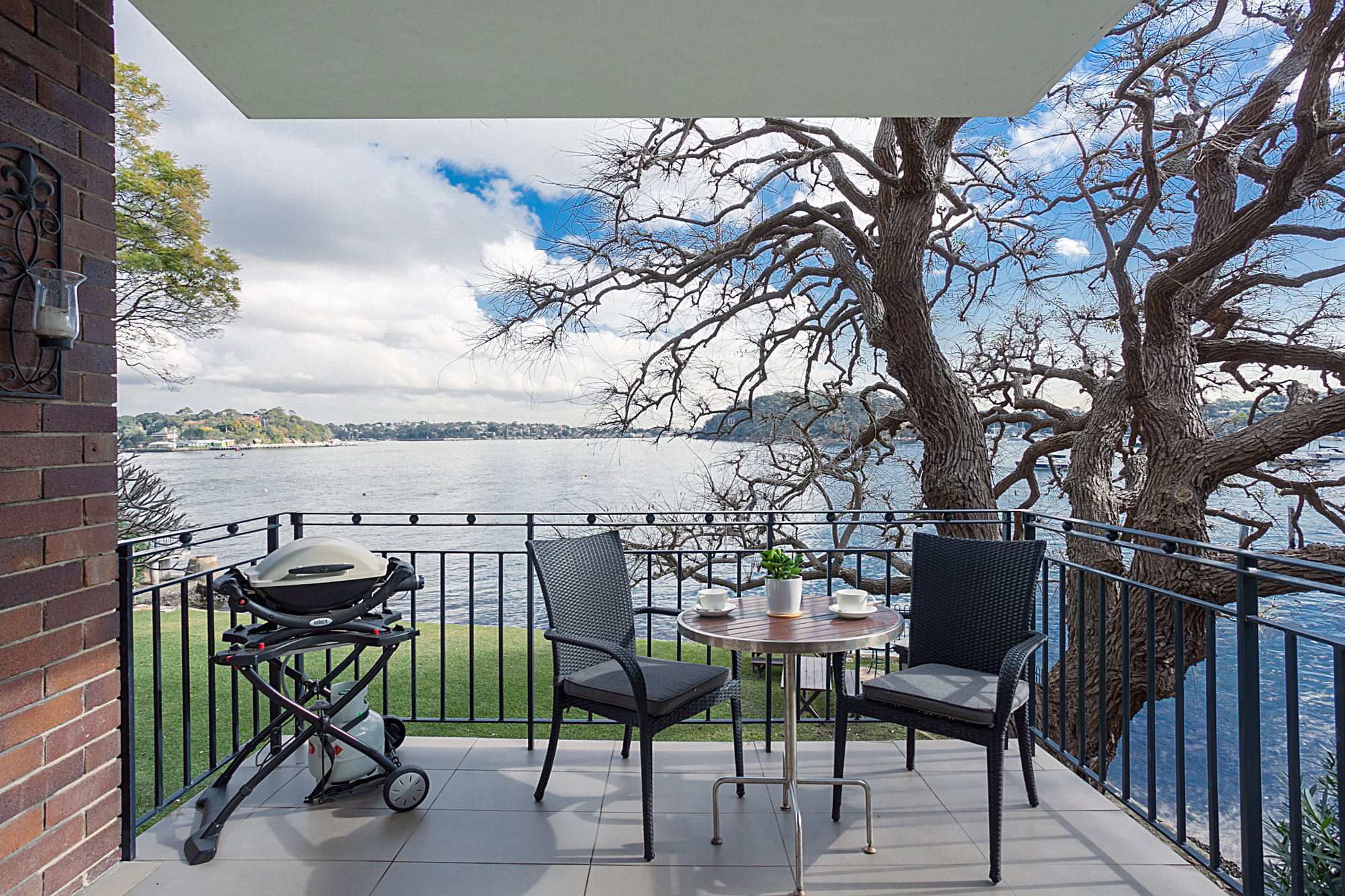 Furnished 1 Bedroom Apartment in McMahons Point