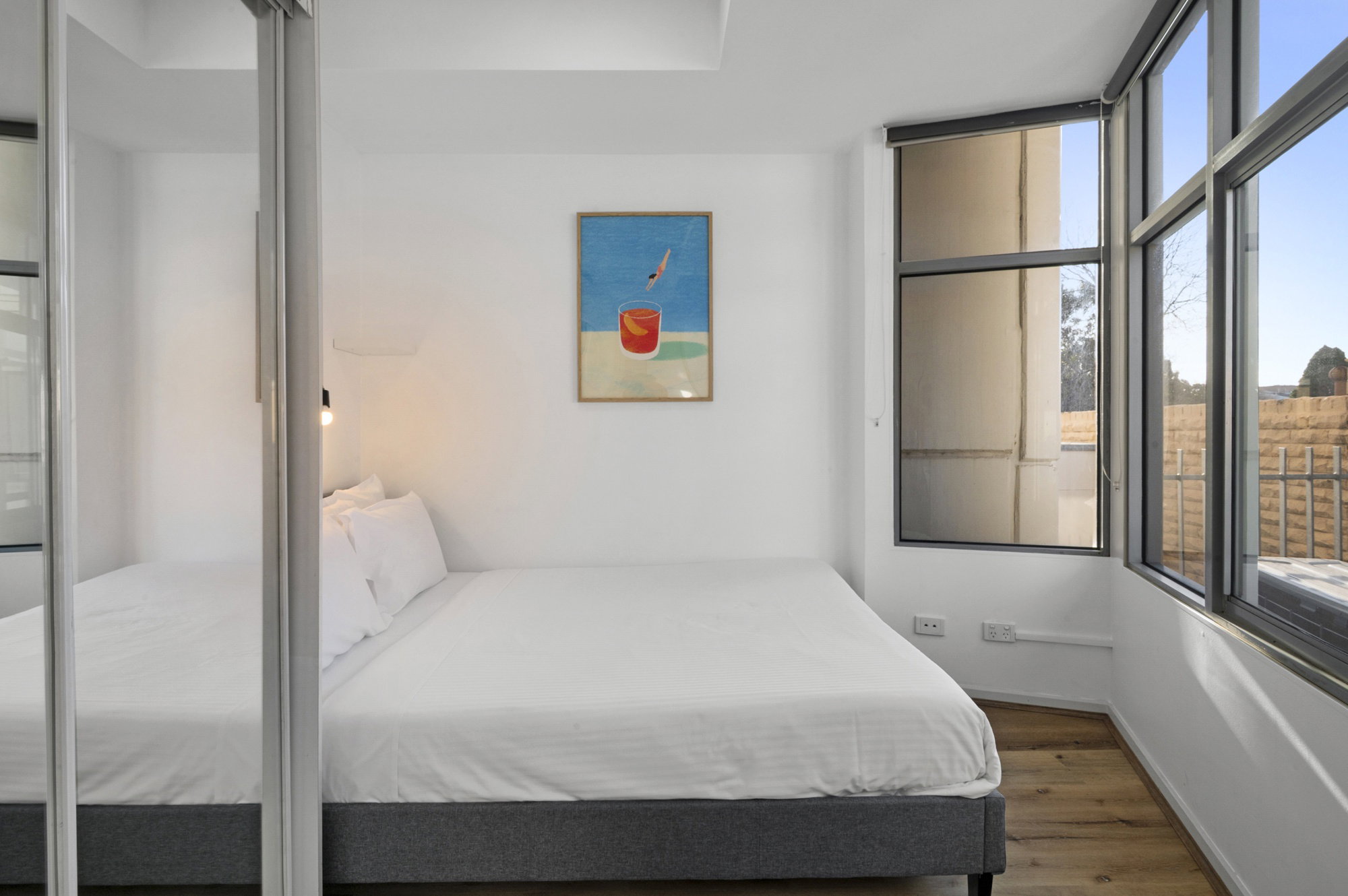 Furnished 2 Bedroom Apartment in Carlton