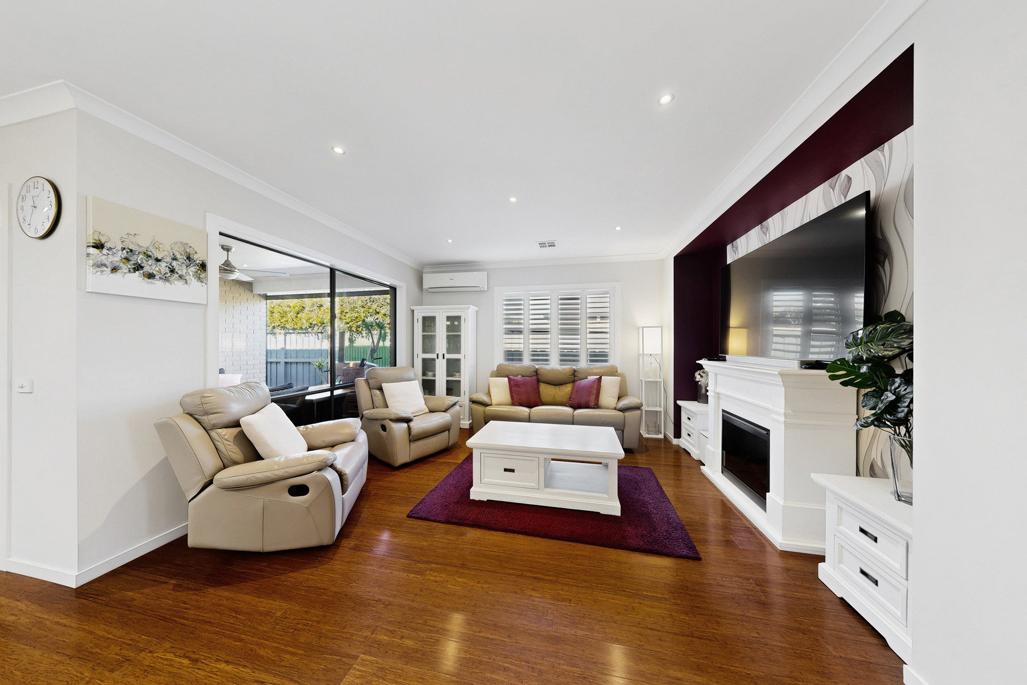 Furnished 3 Bedroom House in Point Cook