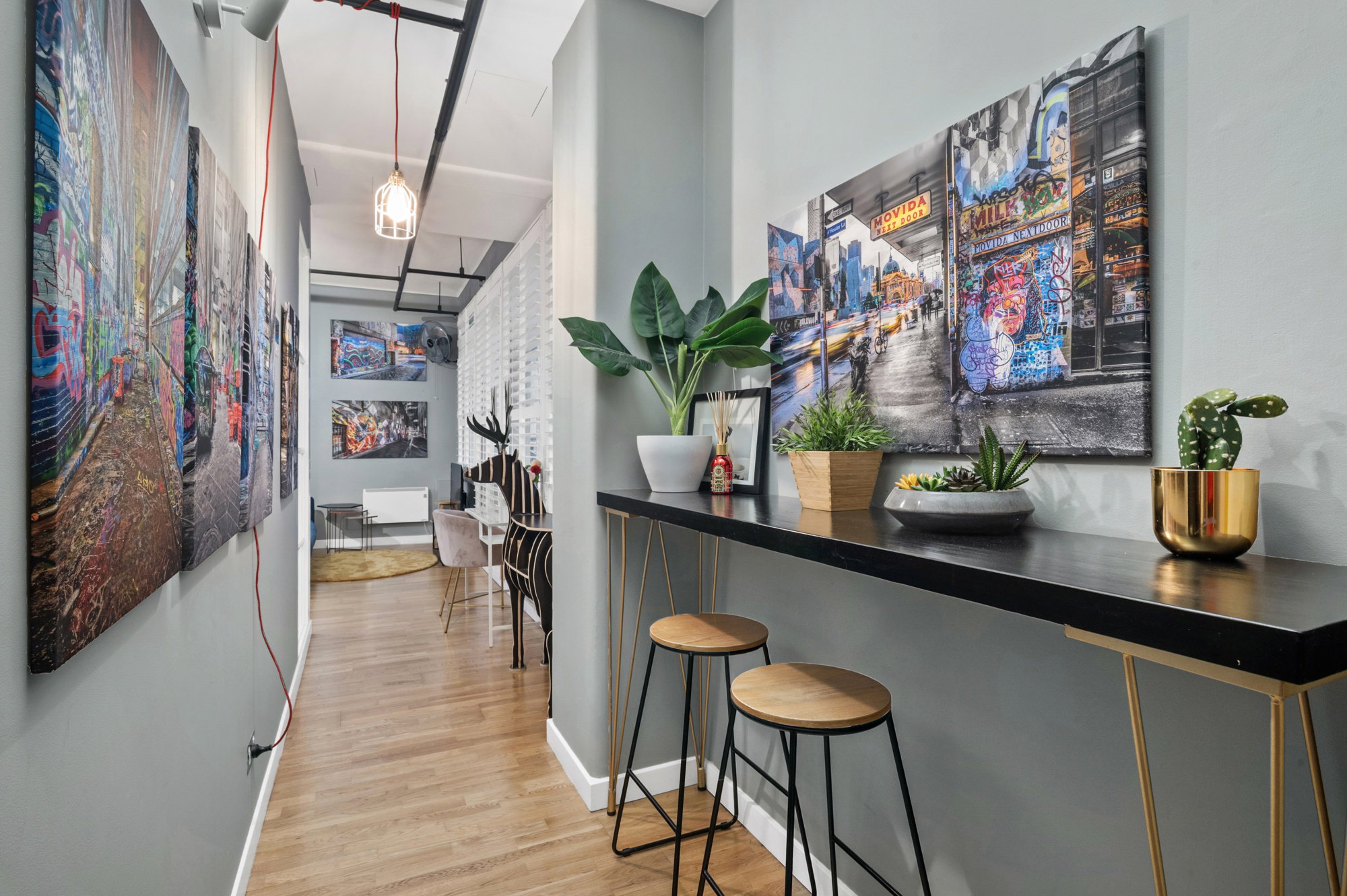 Furnished 1 Bedroom Rental in Melbourne