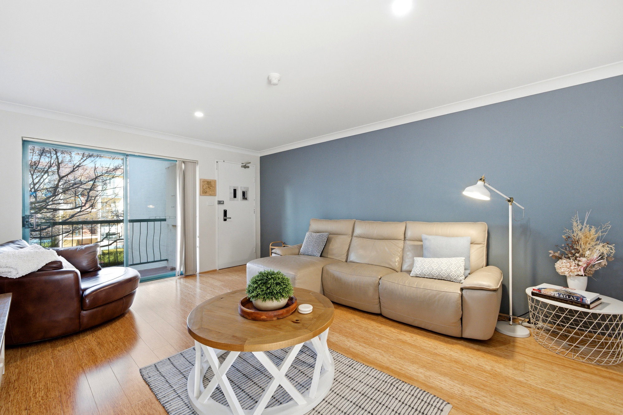 Furnished 2 Bedroom Apartment in Kingston