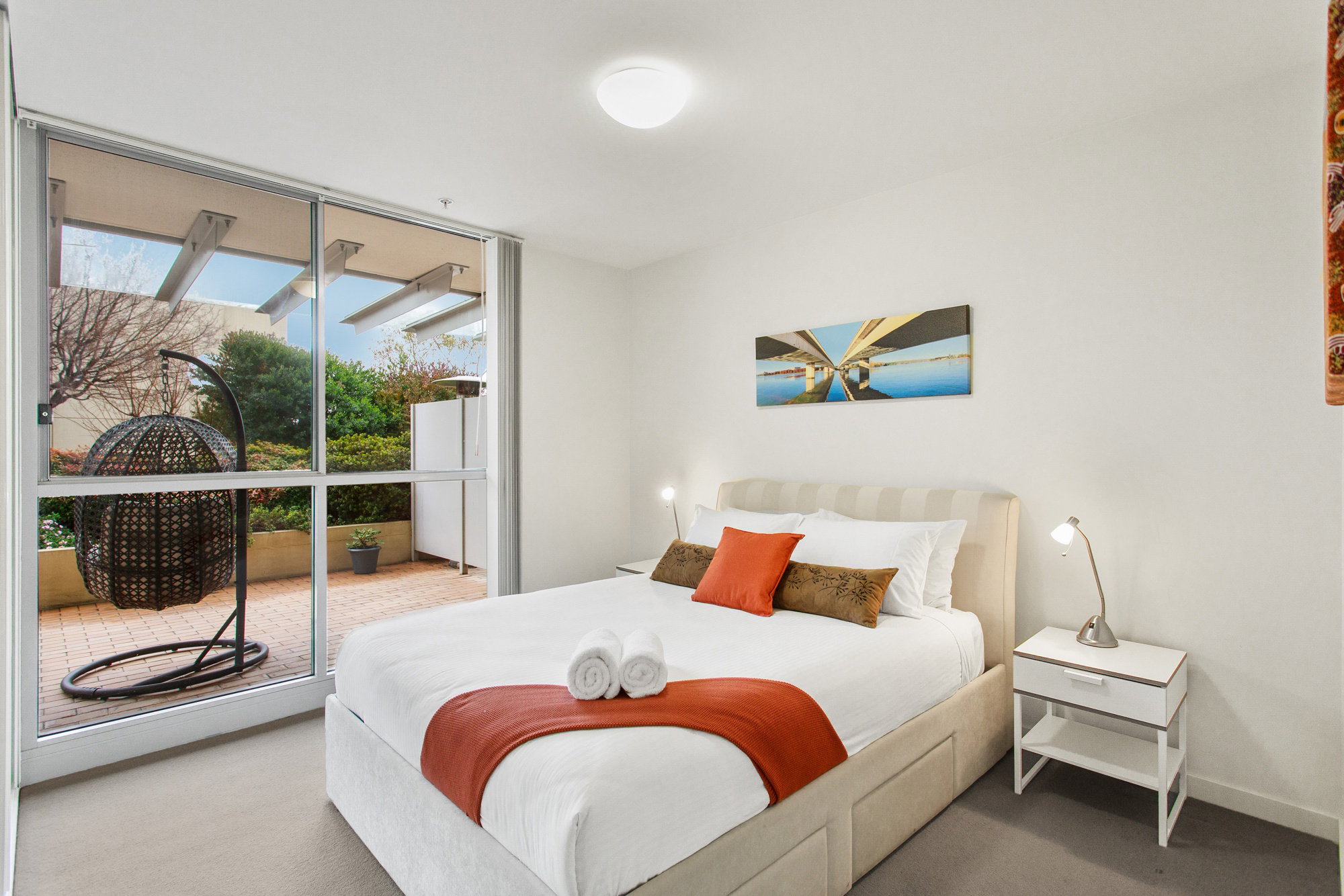 Furnished 1 Bedroom Apartment in Phillip