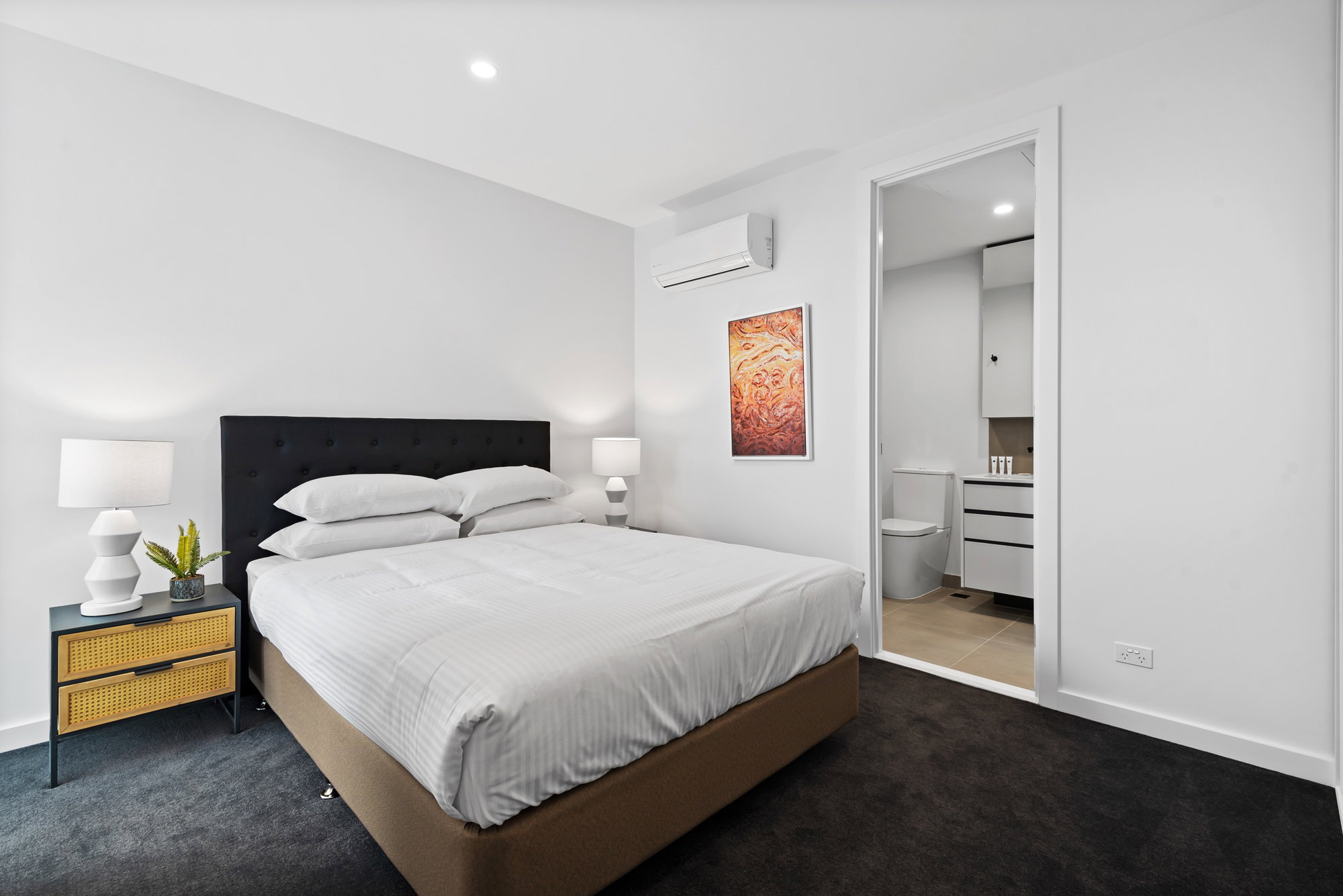 Furnished 2 Bedroom Apartment in Heidelberg