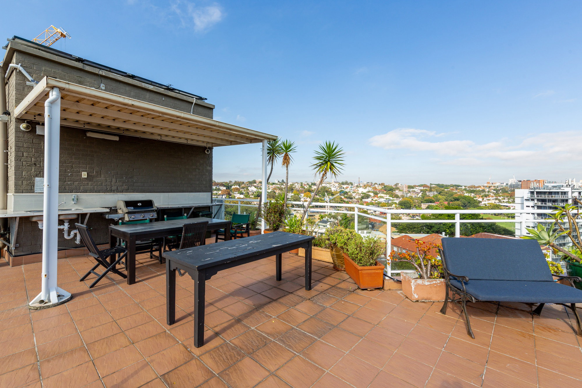 Furnished 1 Bedroom Rental in Darling Point