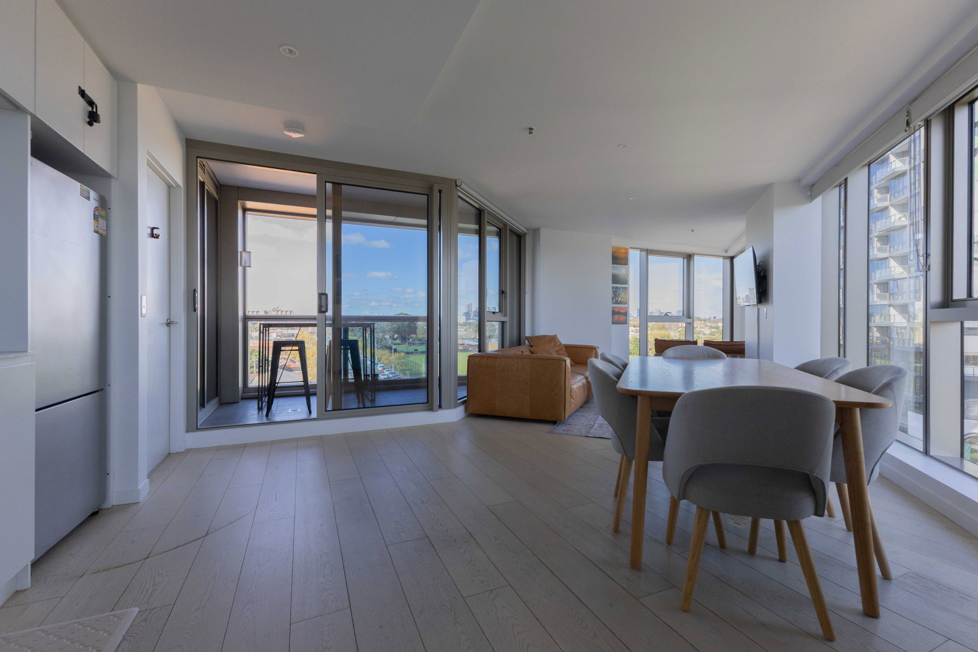 Furnished 2 Bedroom Apartment in Kensington