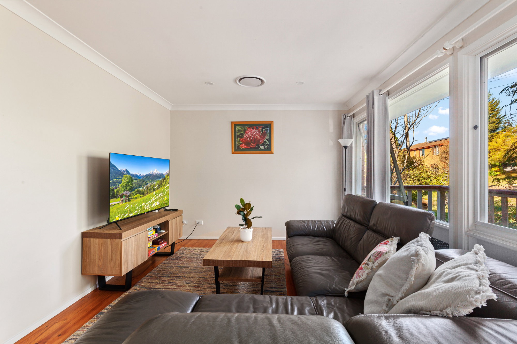 Furnished 3 Bedroom House in Wentworth Falls