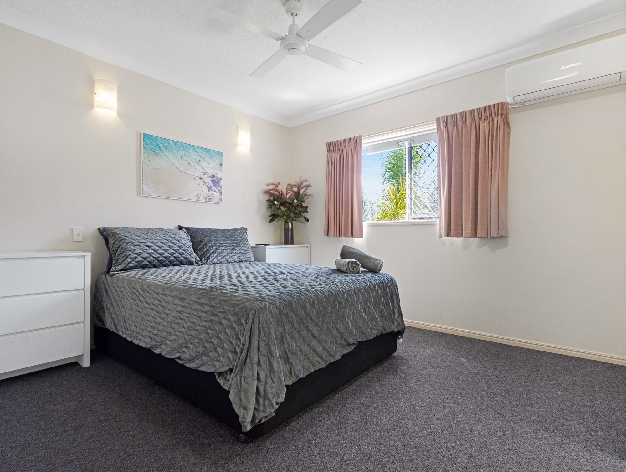 Furnished 2 Bedroom Apartment in Torquay