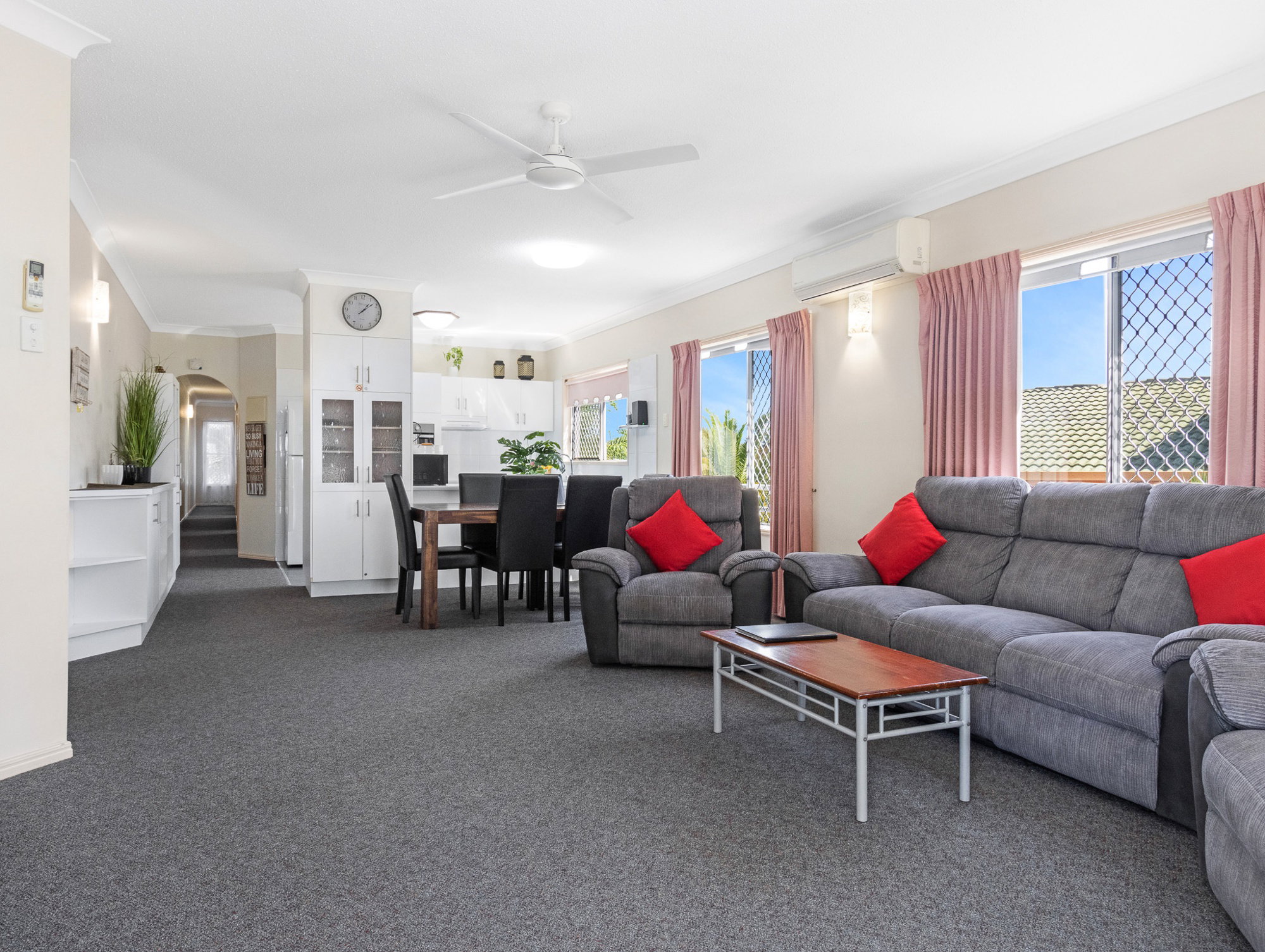 Furnished 2 Bedroom Apartment in Torquay