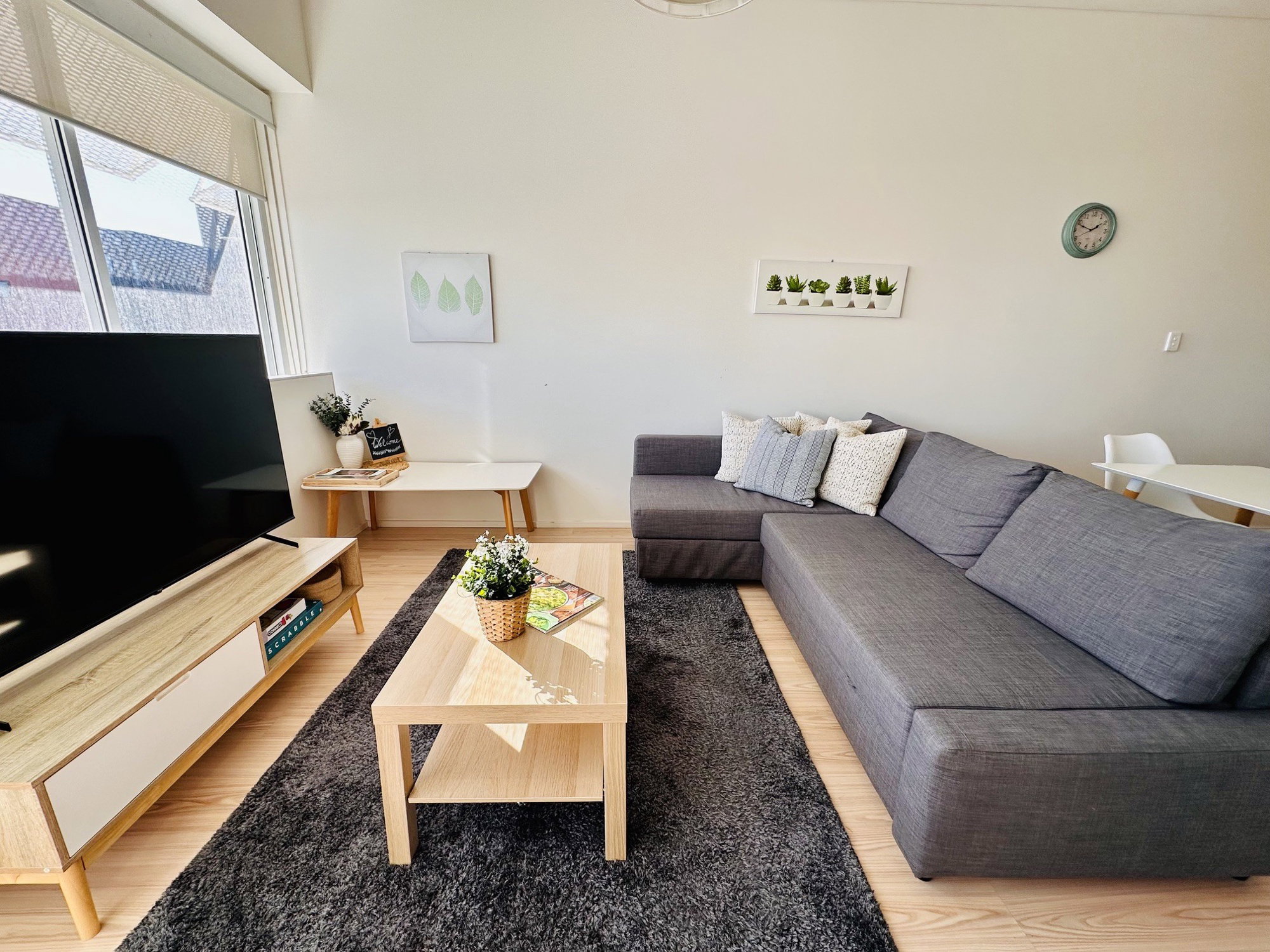 Furnished 1 Bedroom Apartment in Adelaide