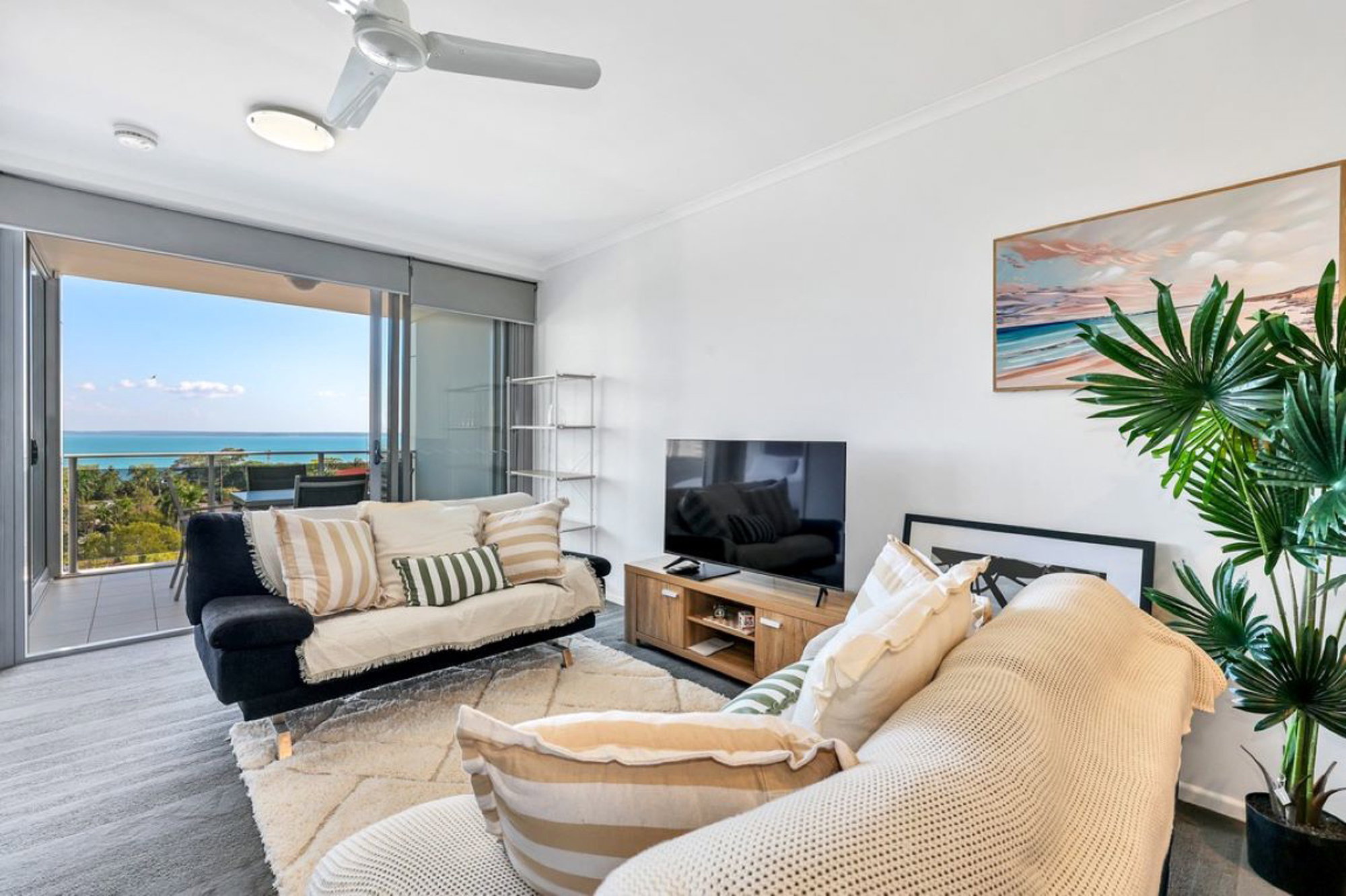 Furnished 1 Bedroom Apartment in Darwin City