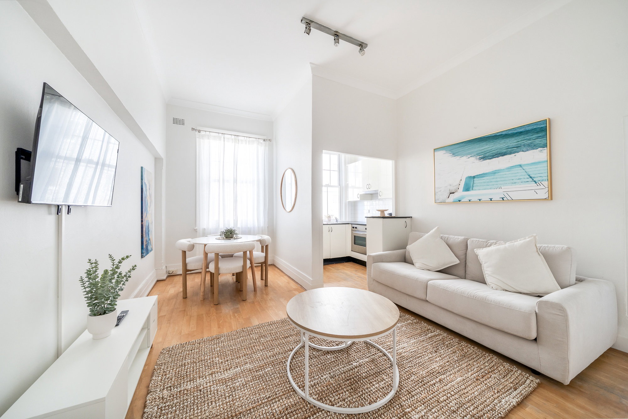 Furnished 1 Bedroom Apartment in Bondi Beach
