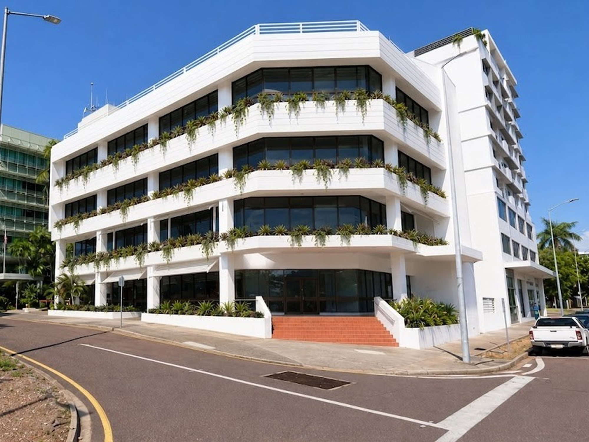 Furnished 1 Bedroom Apartment in Darwin City