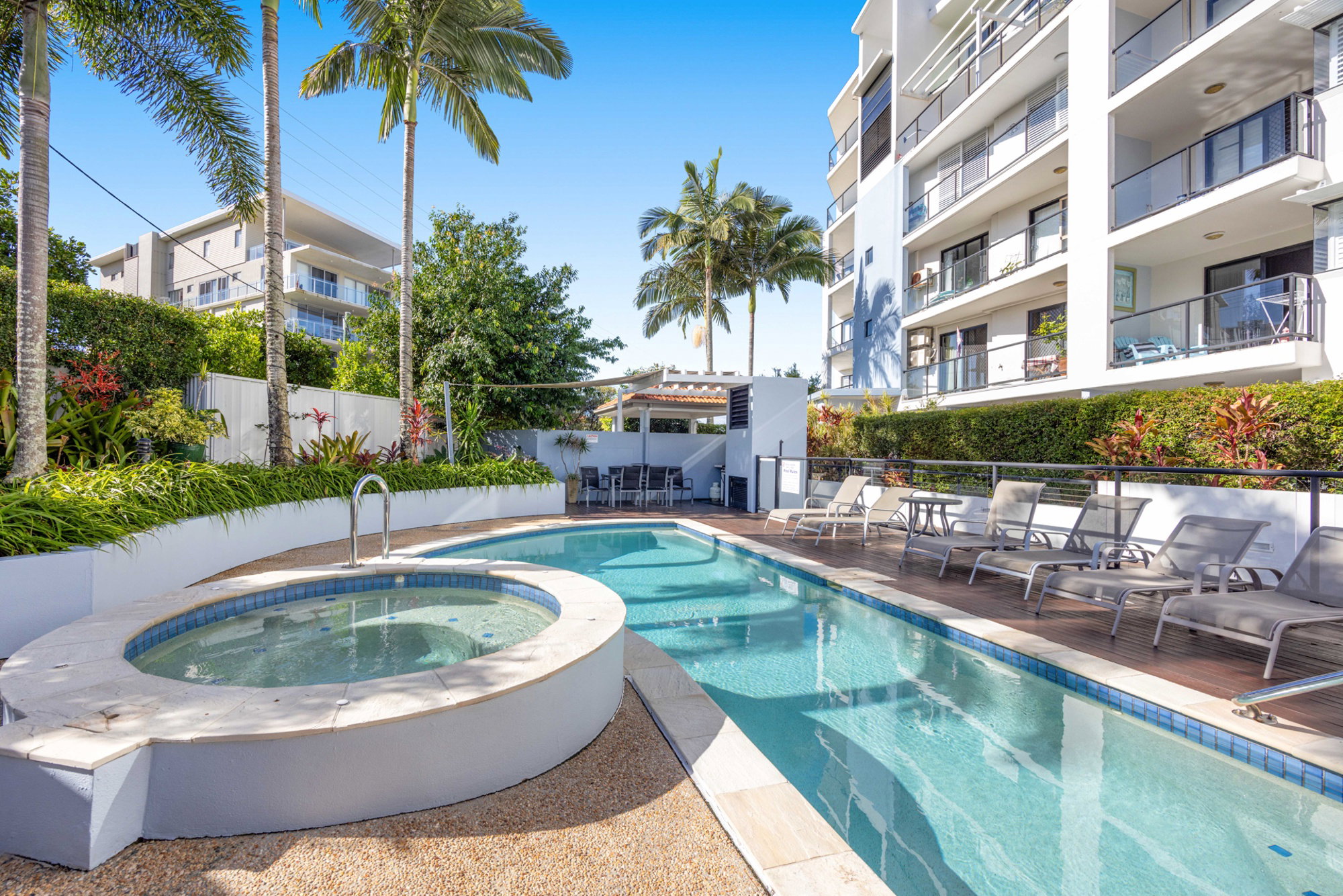 Furnished 3 Bedroom Apartment in Kings Beach
