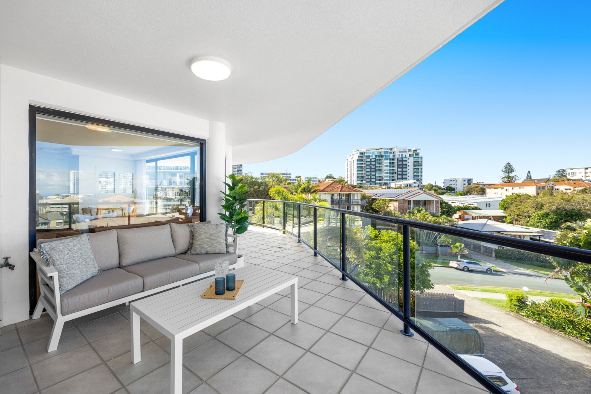 Furnished 3 Bedroom Apartment in Kings Beach