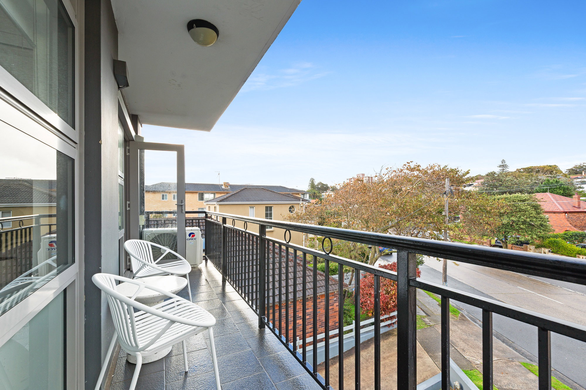 Furnished 2 Bedroom Apartment in Vaucluse