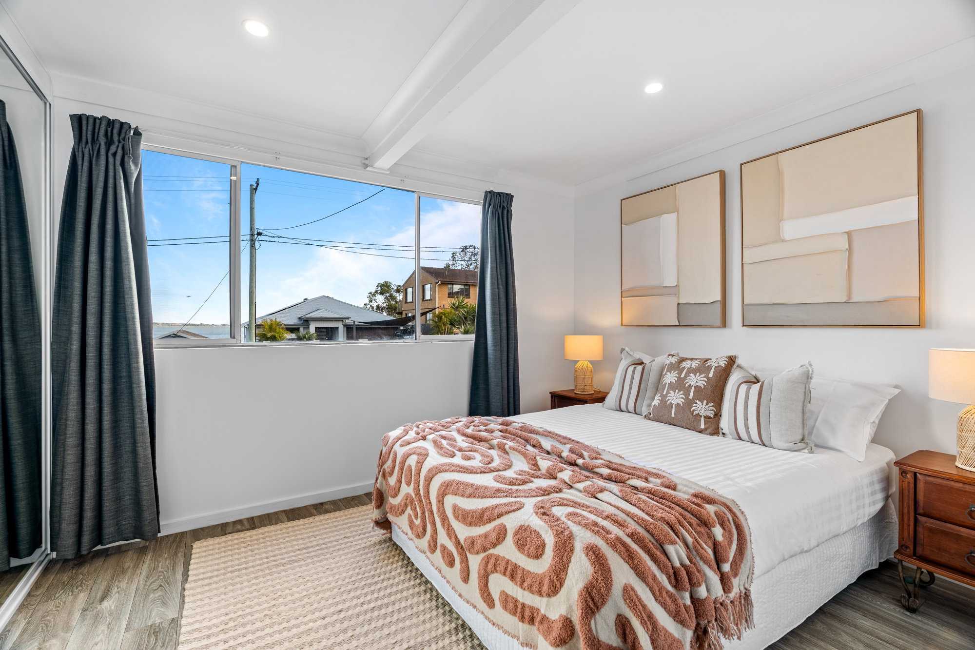 Furnished 2 Bedroom House in Buff Point
