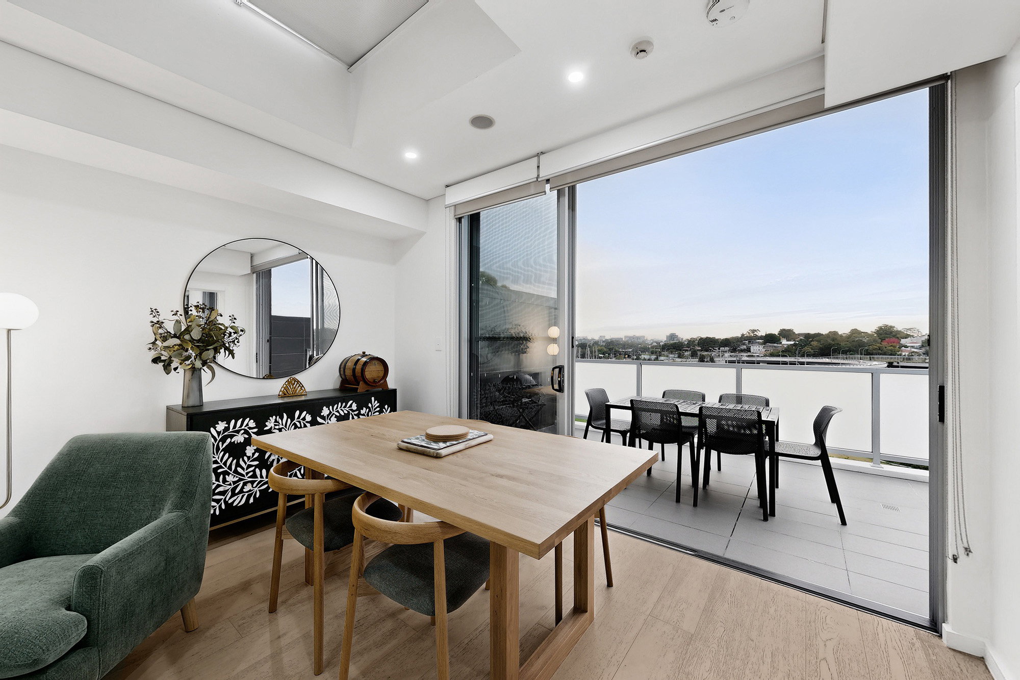 Furnished 1 Bedroom Apartment in Rozelle