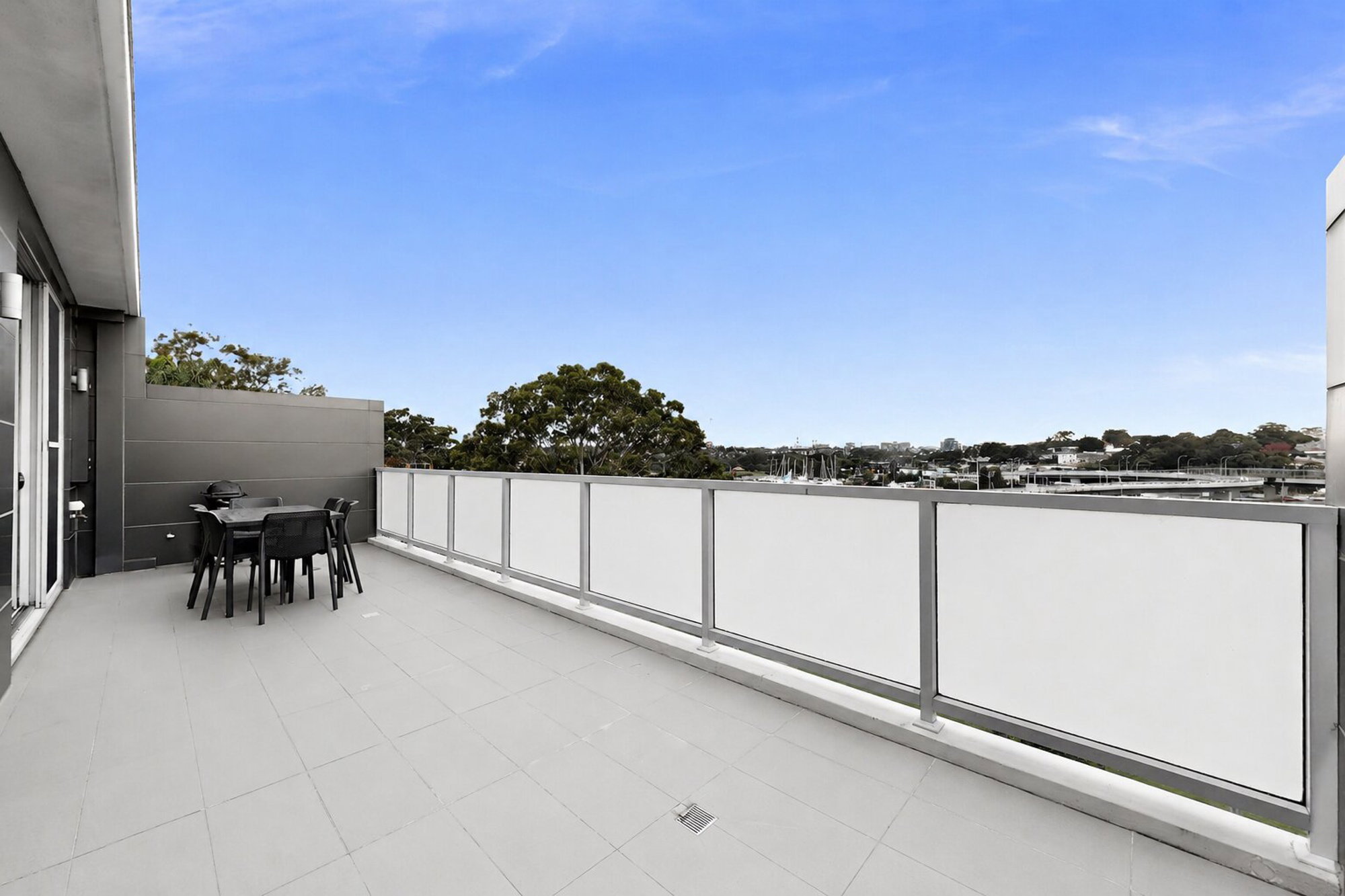Furnished 1 Bedroom Apartment in Rozelle