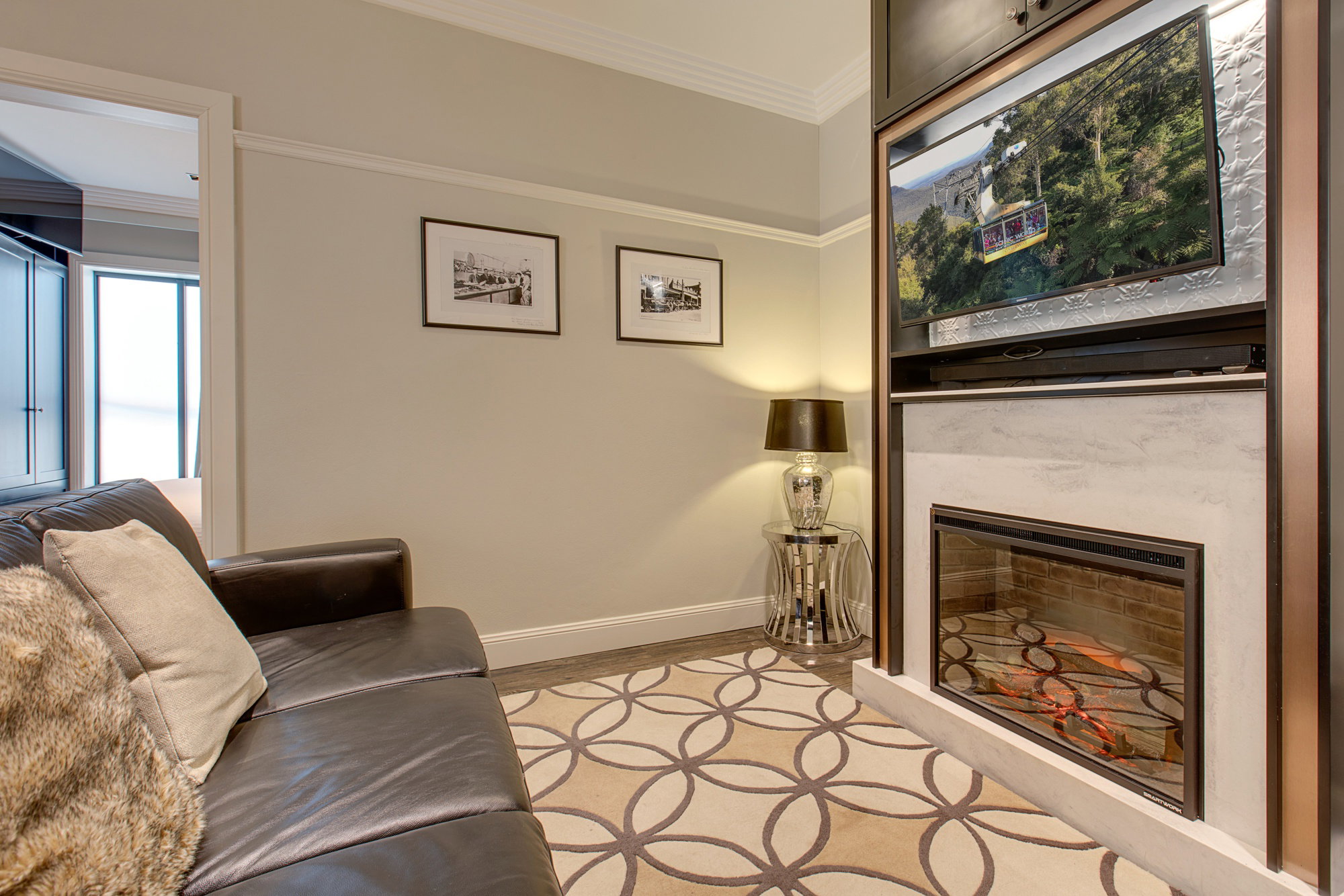 Furnished 2 Bedroom Apartment in Katoomba
