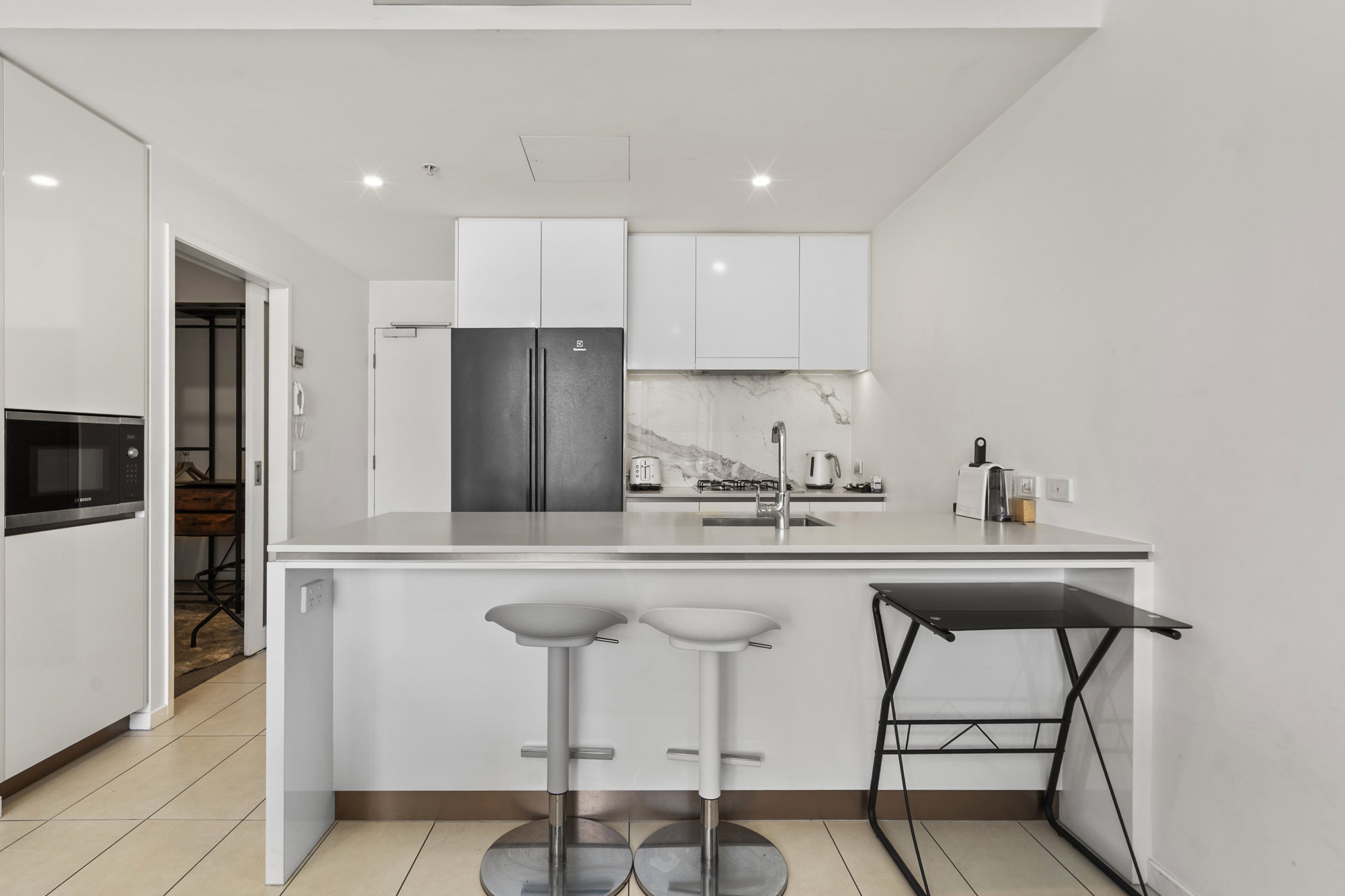 Furnished 2 Bedroom Apartment in South Brisbane