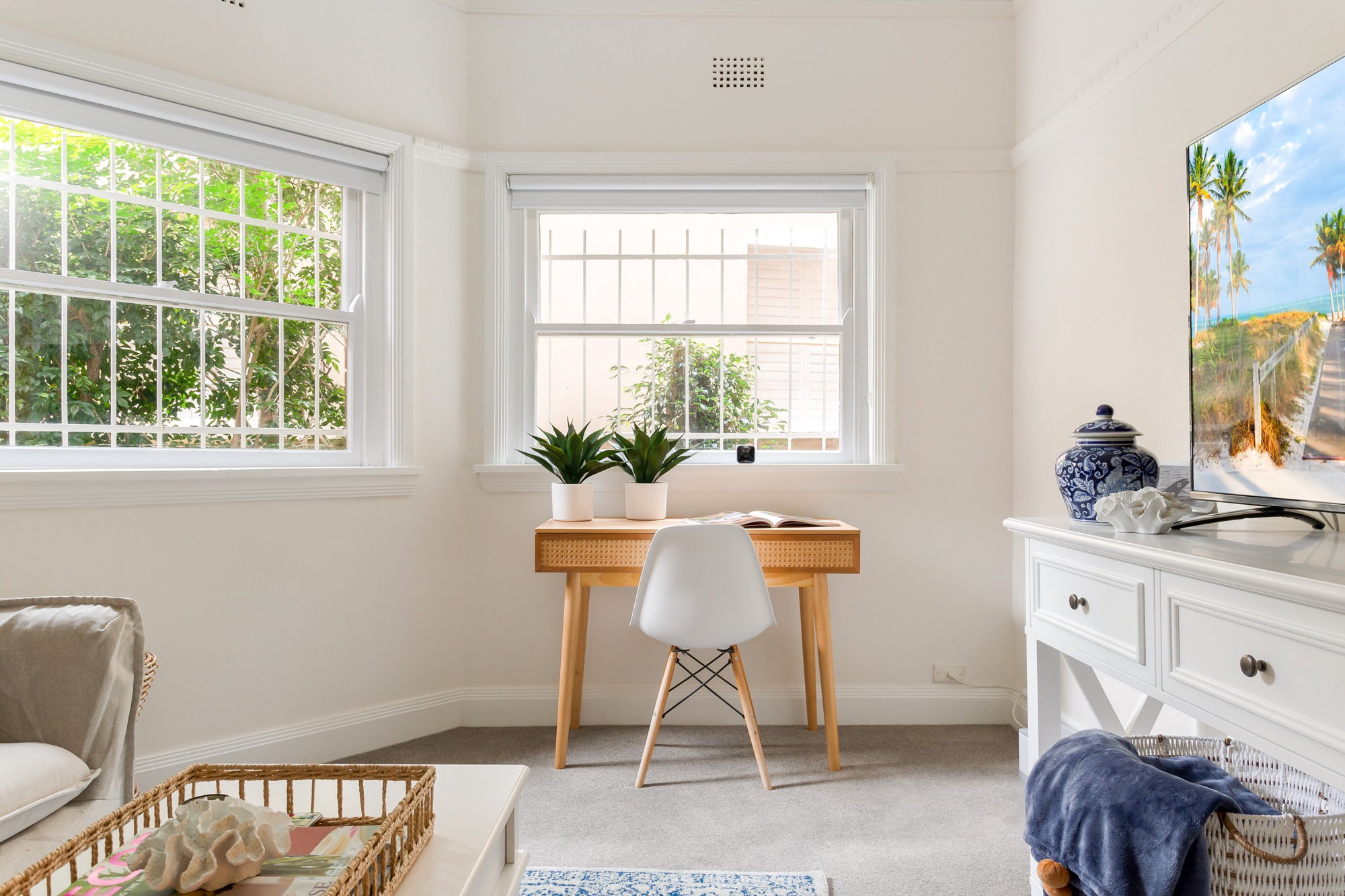 Furnished 2 Bedroom Apartment in Manly