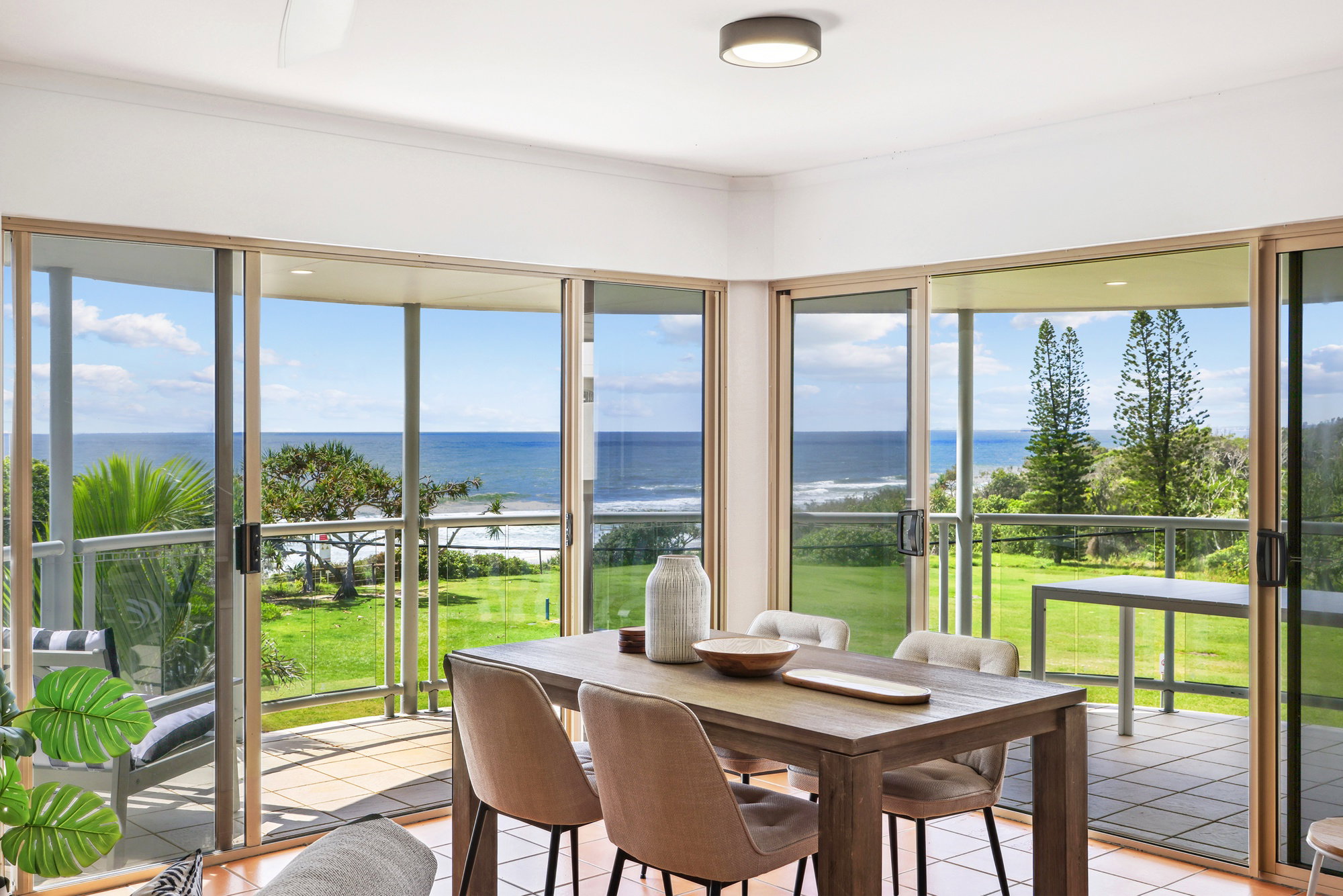 Furnished 2 Bedroom Apartment in Point Arkwright