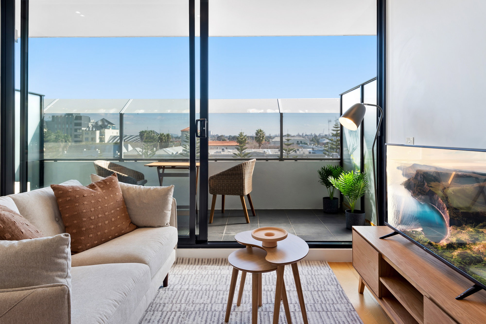 Furnished 1 Bedroom Apartment in Port Melbourne