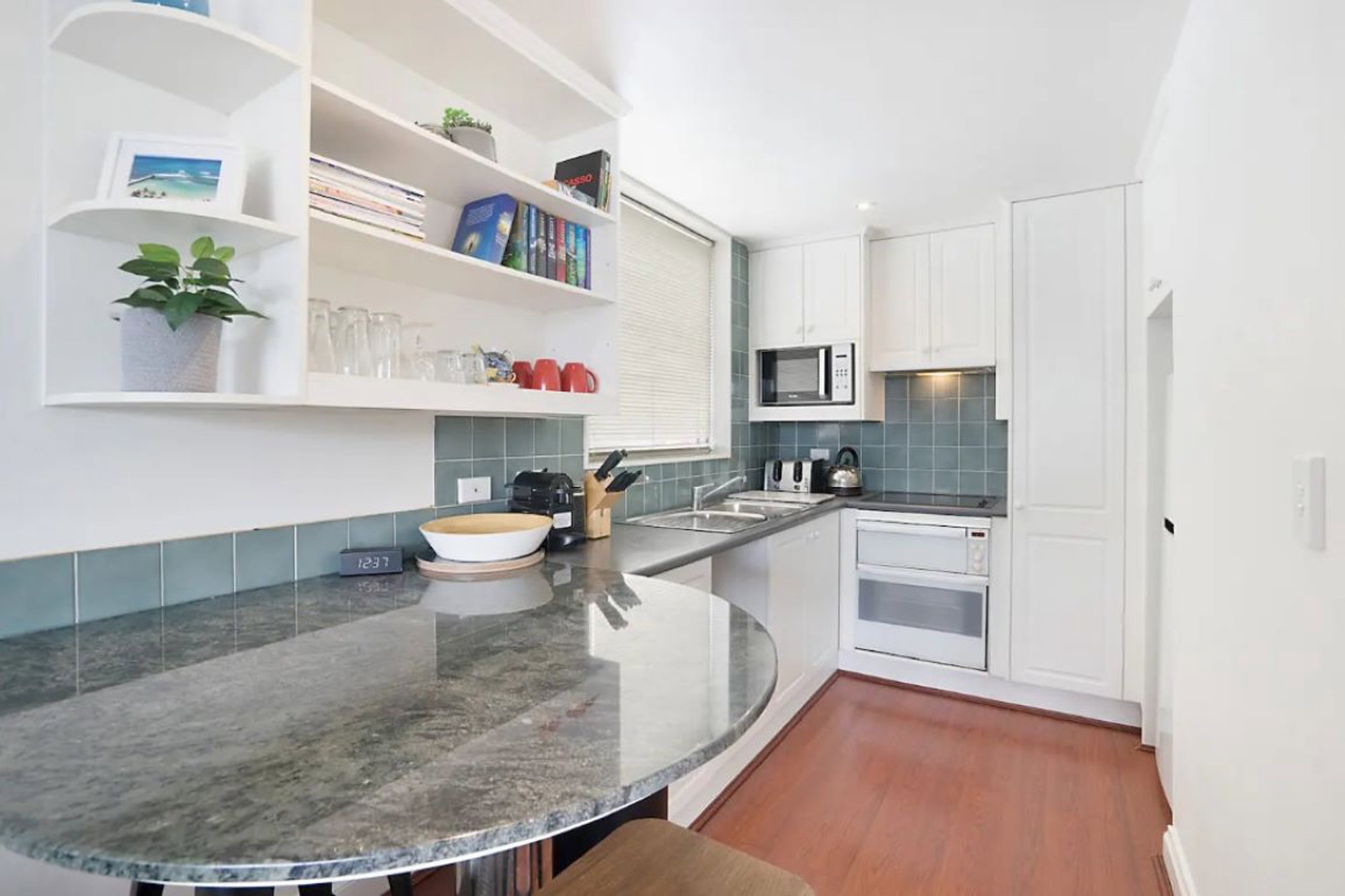 Furnished 1 Bedroom Rental in Woolloomooloo