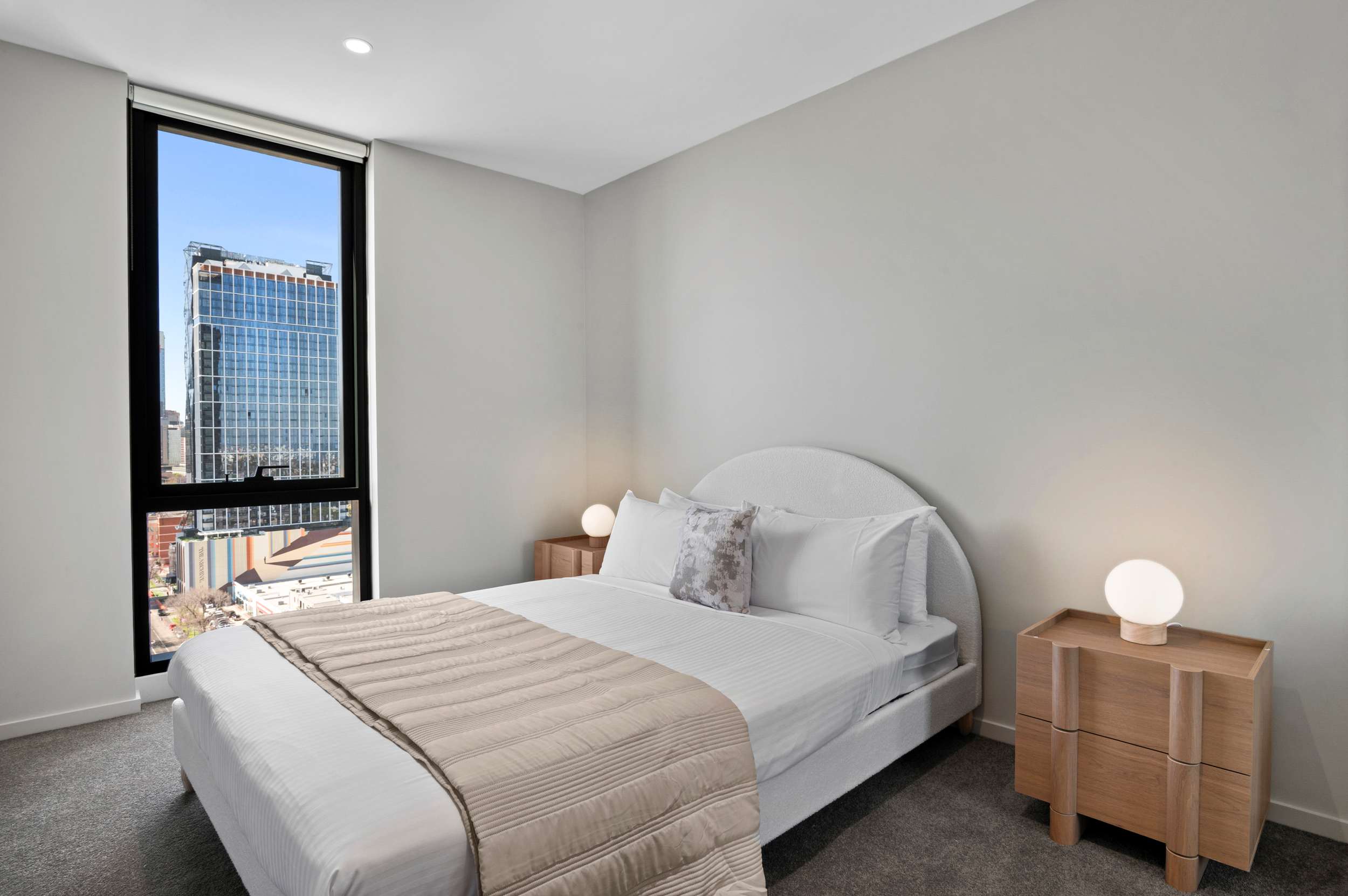 Furnished 1 Bedroom Apartment in South Melbourne