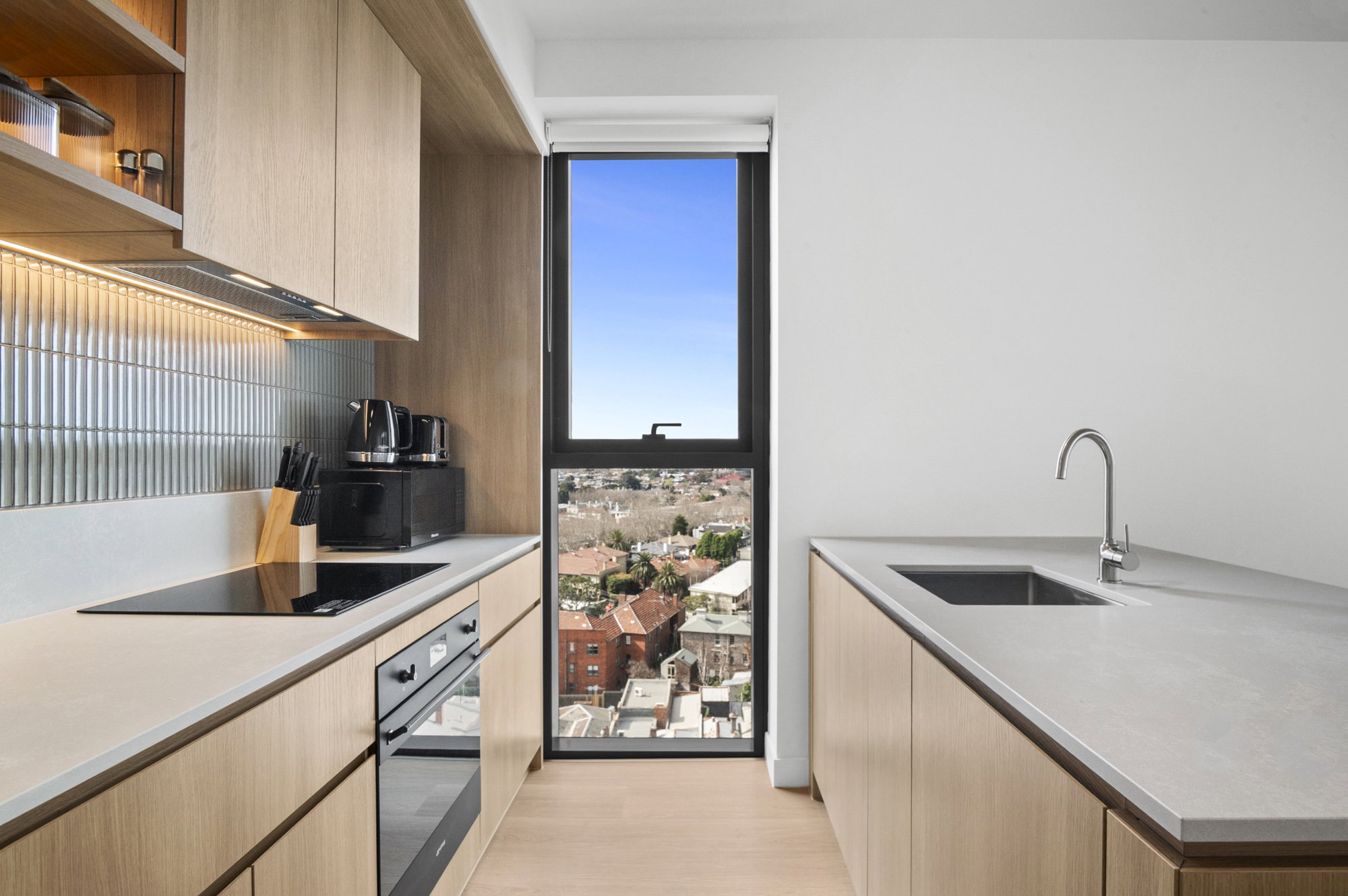 Furnished 2 Bedroom Apartment in St Kilda
